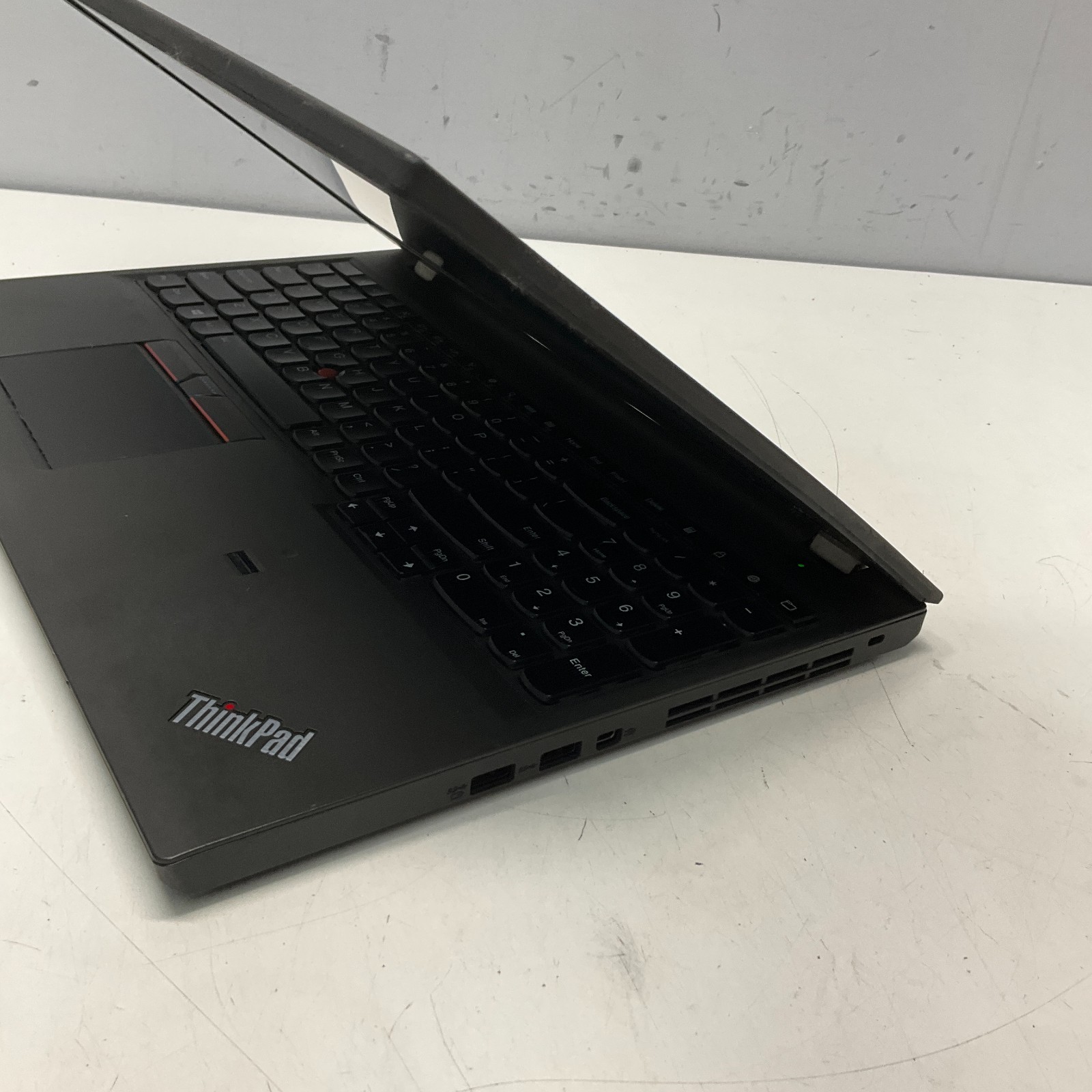 Lenovo ThinkPad T560 Laptop Intel Core i5-6200U @ 2.30 GHz 8GB 500GB HDD Win 10