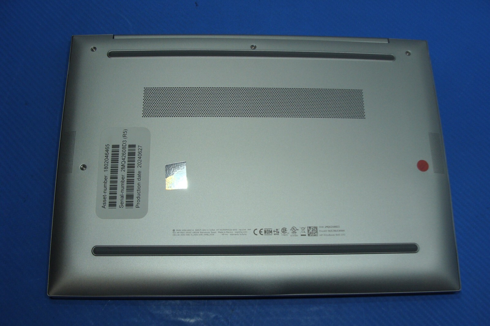 HP EliteBook 845 G10 laptop 14″FHD+AMD Ryzen 5 PRO 16GB 256GB WRTY2027 11 cycles