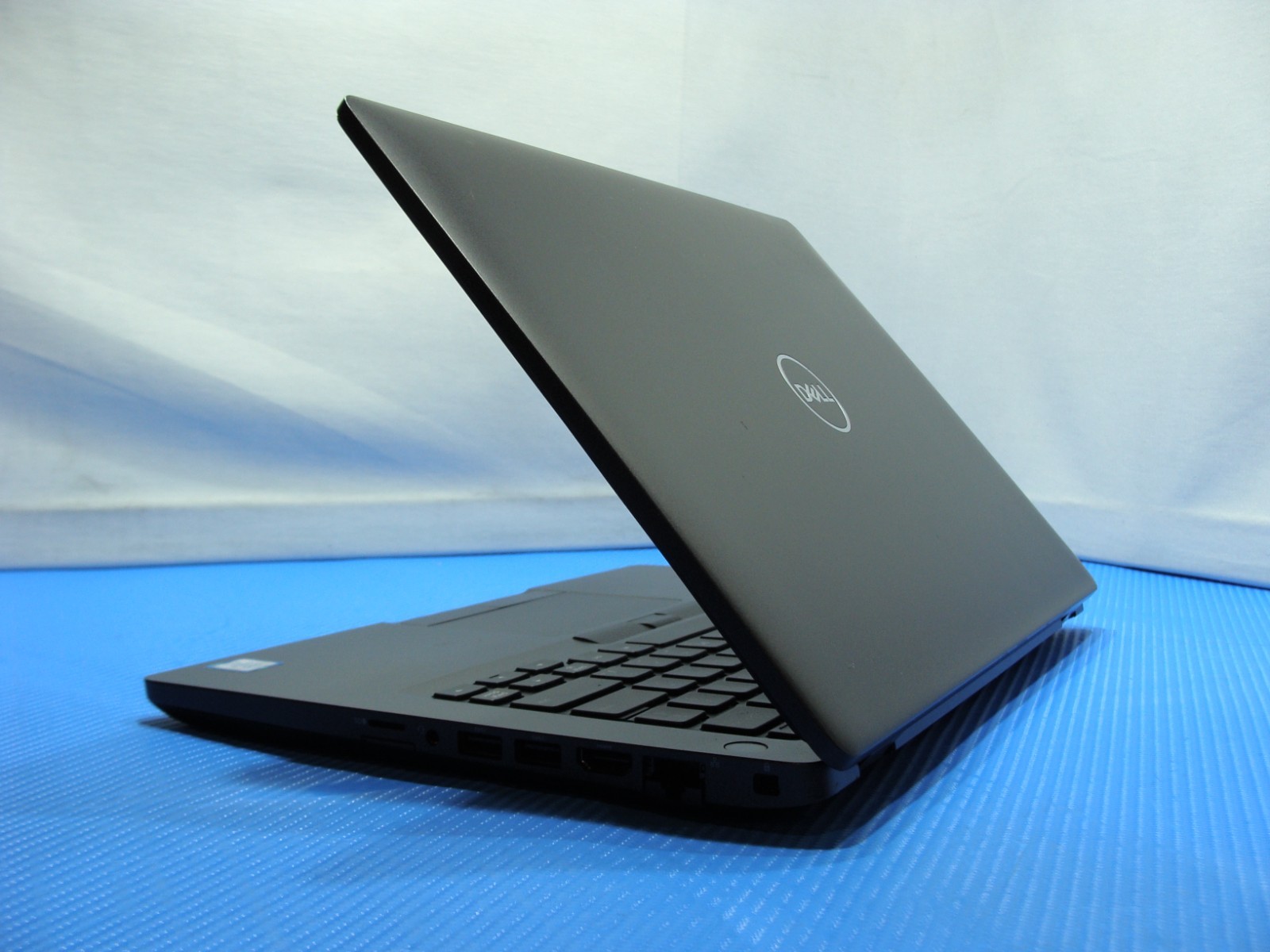 Dell Latitude 5401 14″ FHD TOUCH core i7-9850H 2.60GHz 16GB 512GB SSD Win 11Pro