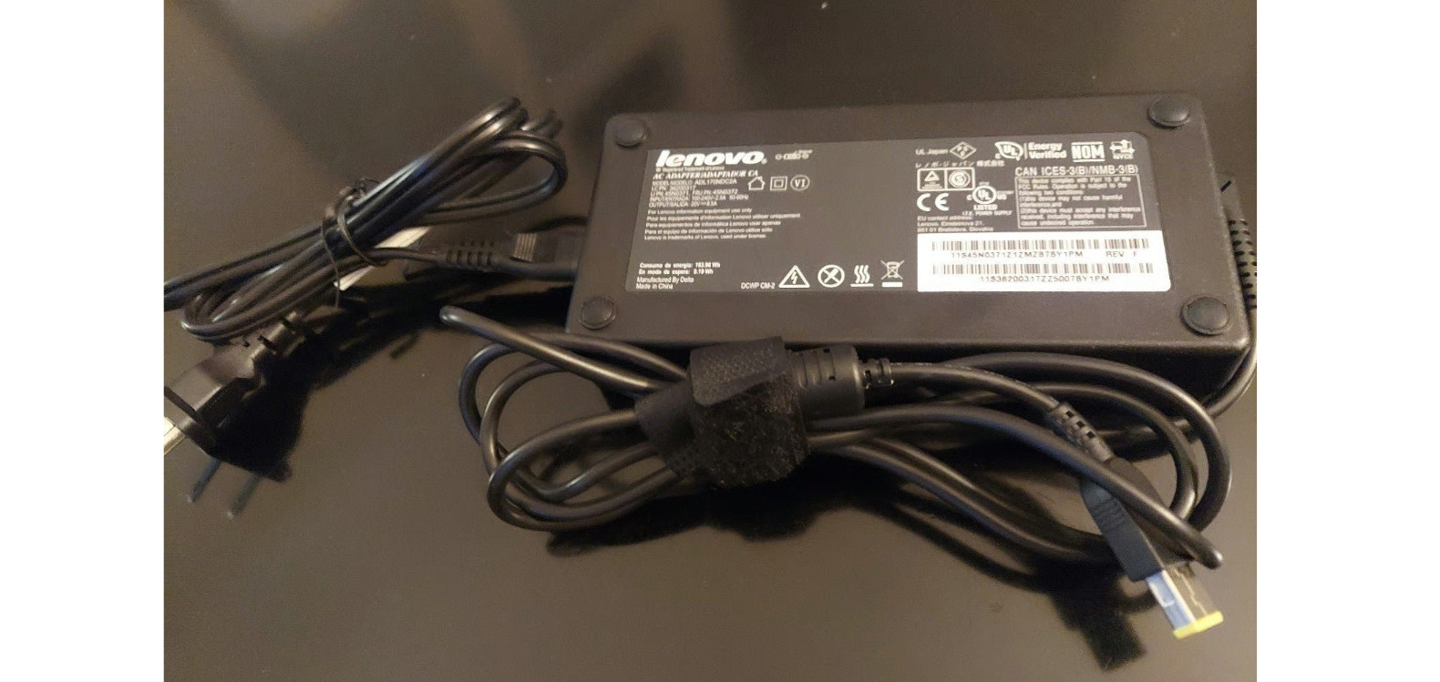 ThinkPad P51 i7-7820HQ 8GB 1TB SSD NVIDIA M1200 Quadro Win 11