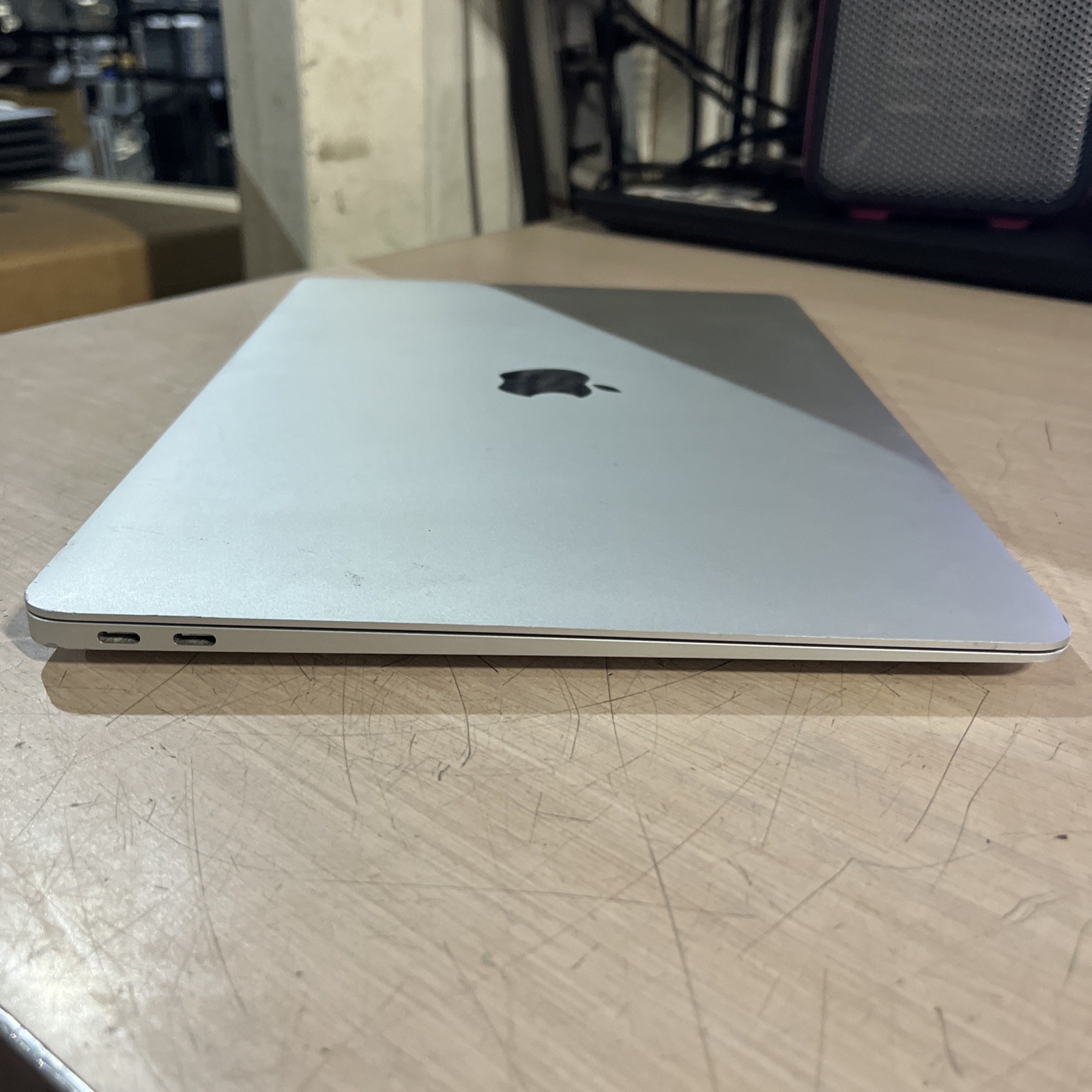 APPLE MACBOOK AIR 13″ 2020 CORE I3-1000NG4 1.1GHZ 8GB RAM 256SSD