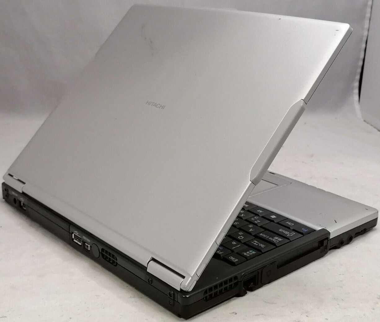 FOR PARTS 12.1″ Hitachi Flora 220W NS5 (Pentium III /1.20 GHz/512 MB RAM/NO HDD)