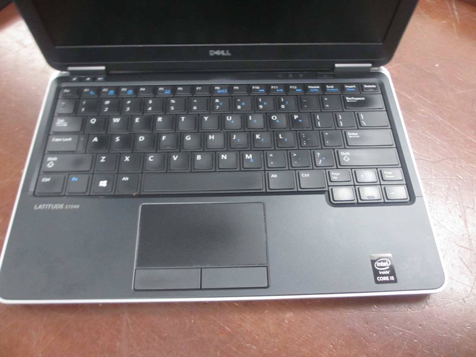 Dell Latitude E7240 I5-4300U 1.90GHz 8GB Web-Cam Laptop [NO AC/HDD/OS]*screen
