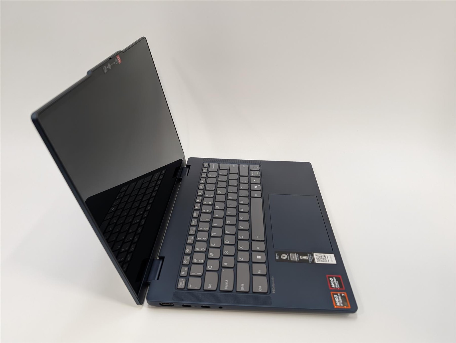 Lenovo IdeaPad 5 2in1 14″ Ryzen AI 7 350 16GB 1TB SSD 860M Blue Used-Very Good