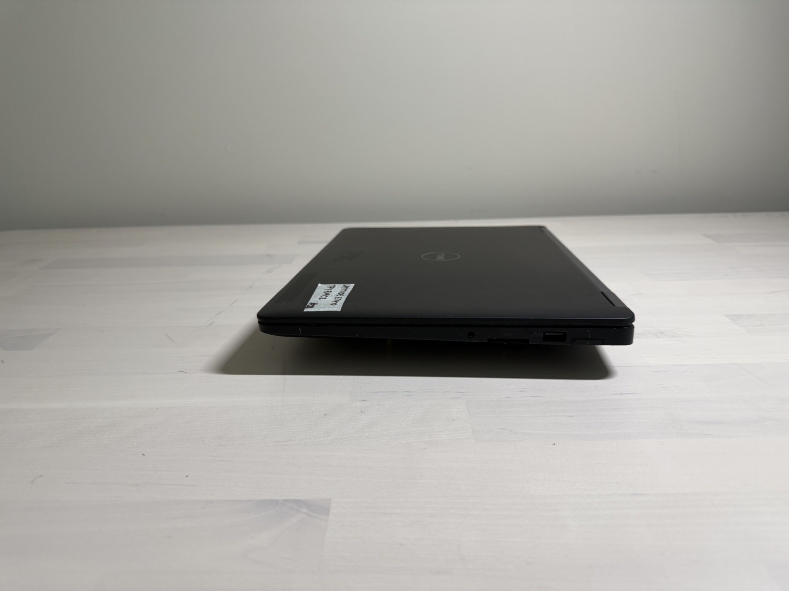 Dell Latitude E7470 Laptop Intel Core i5 6th Gen No HD/OS/AC Adapter