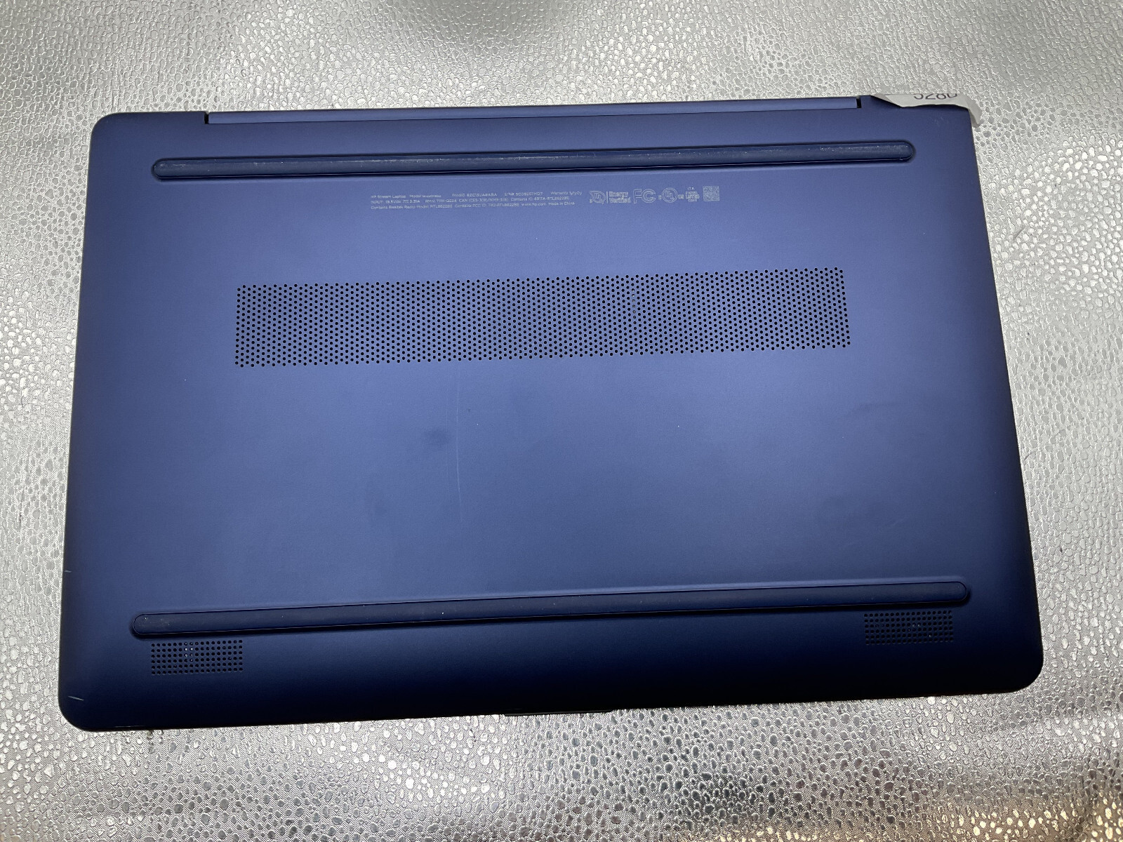 HP Stream 14-ds00036nr AMD A4-9120e @ 1.5GHZ Radeon R3 8GB 64GB SSD No Battery