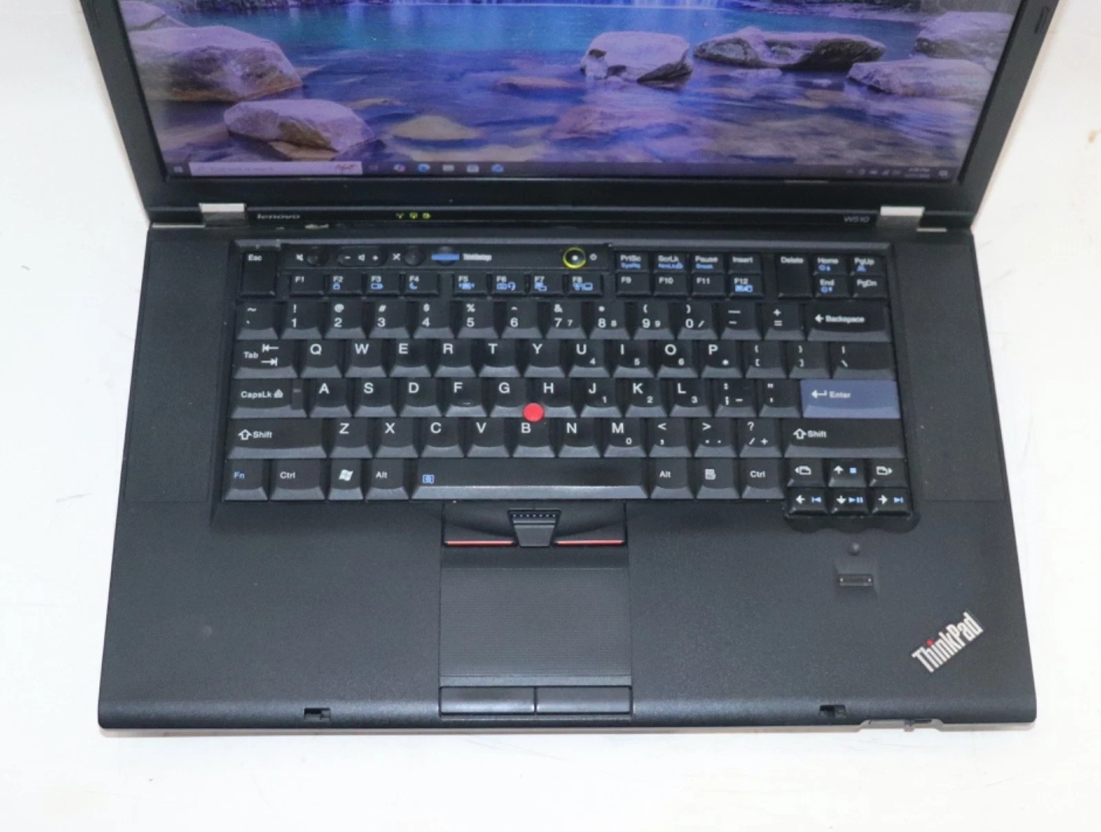 ThinkPad W510 i7-720QM 8GB 500GB WebCam Nvidia FX880m Win 7 Office 2010