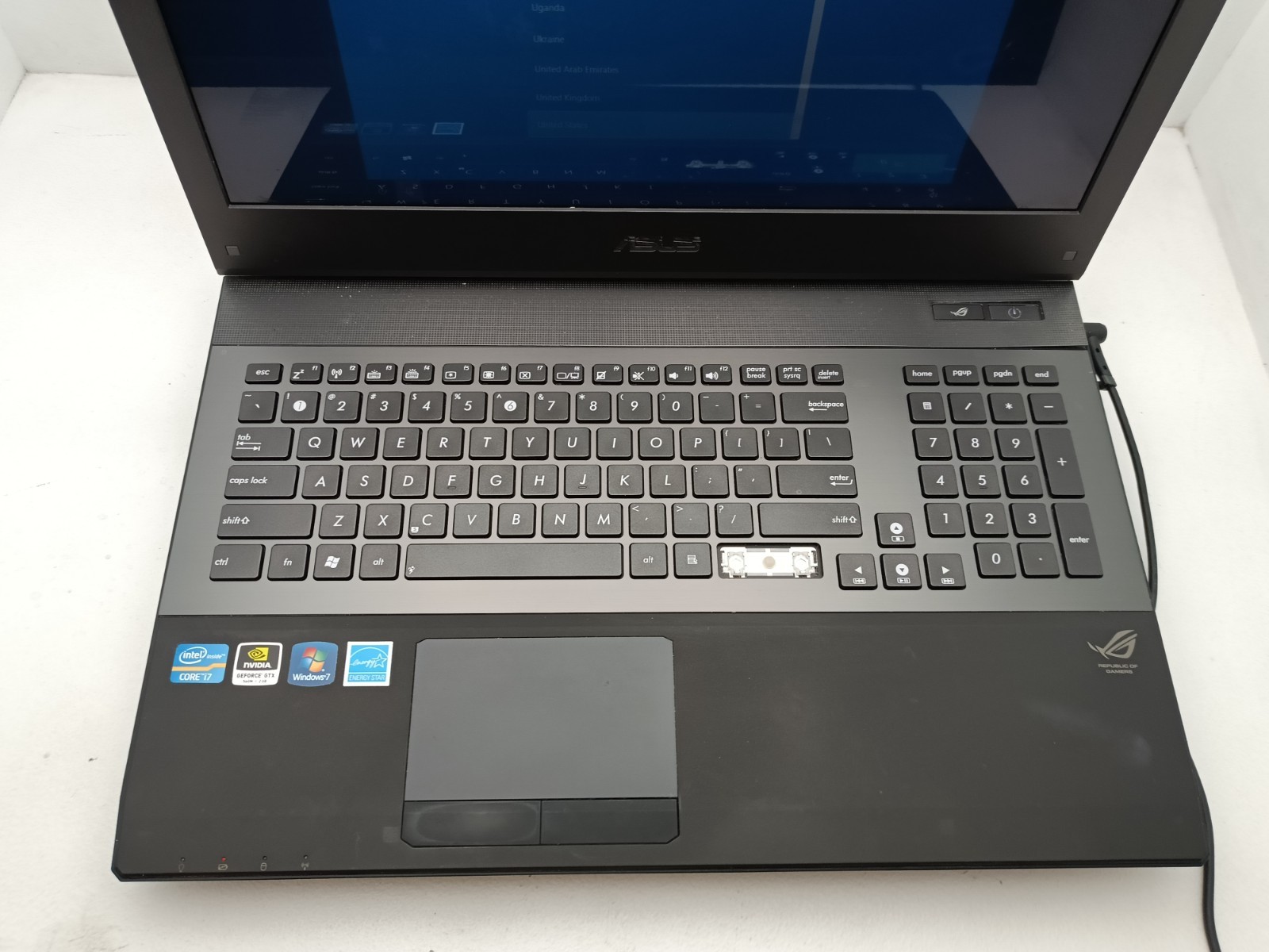 ASUS ROG G74SX 17.3″ Gaming Laptop i7-2670QM@ 2.20 GHz 24GB RAM 256 SSD #91