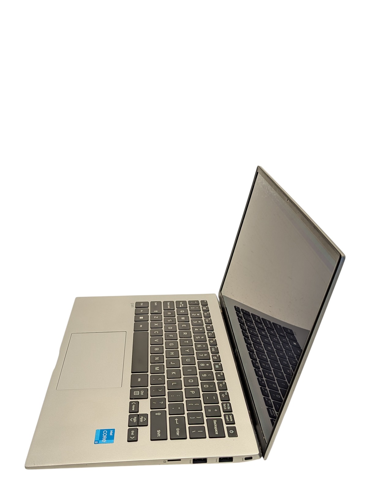 LG 14ZT90P-G.AX33U1 i3-1115G4 3.00GHz 14″ 8GB RAM 256GB SSD Grade D