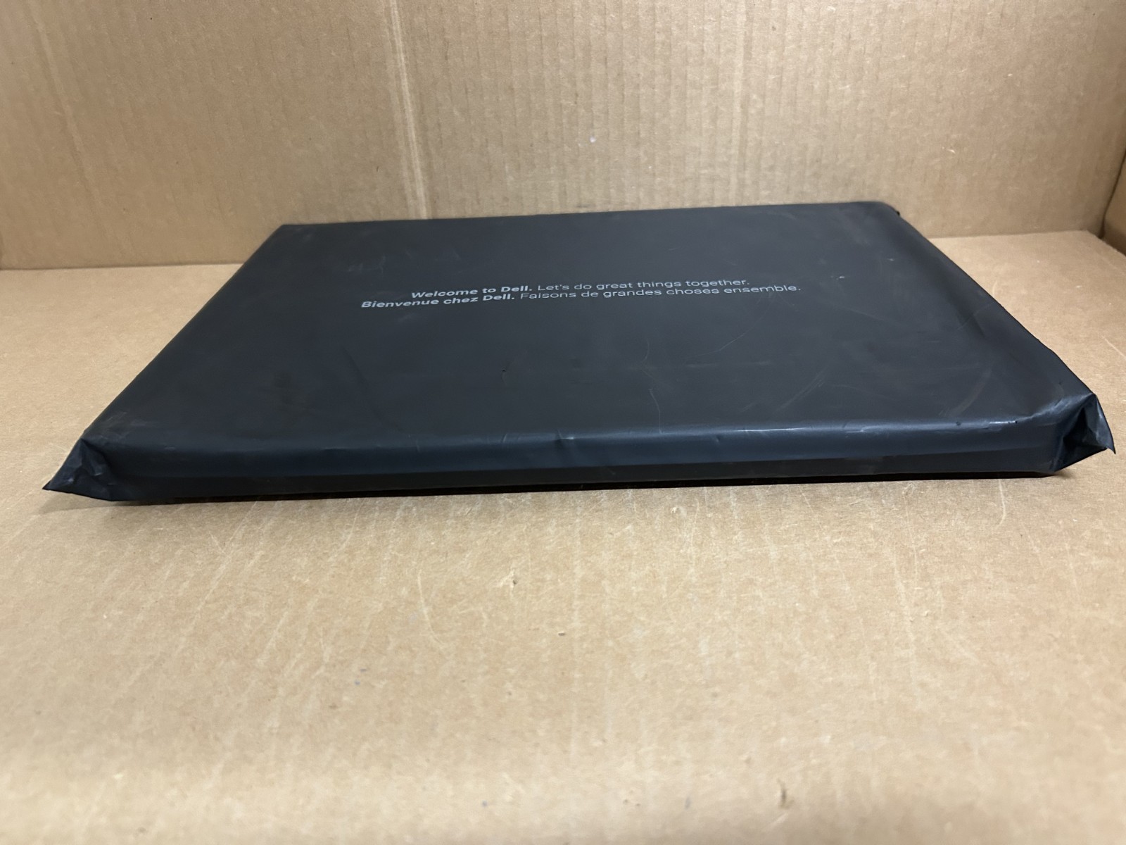 Dell Pro 14 AMD RYZEN 16GB DDR5 512GB NVMe AMD RADEON GPU W11P 14″