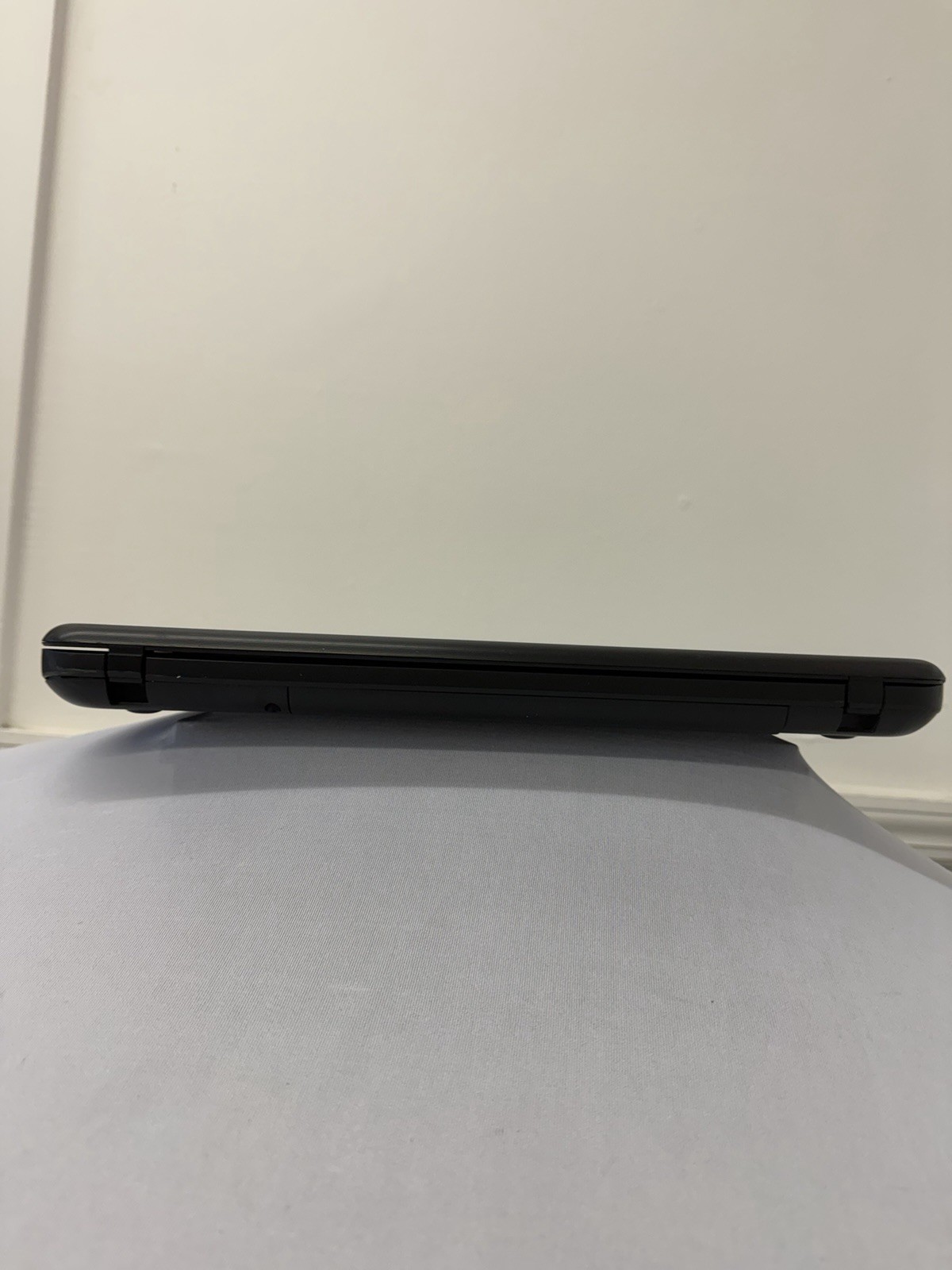 Toshiba Satellite C55-A5300 Laptop – Screen has Pixel Streaks – Read Des