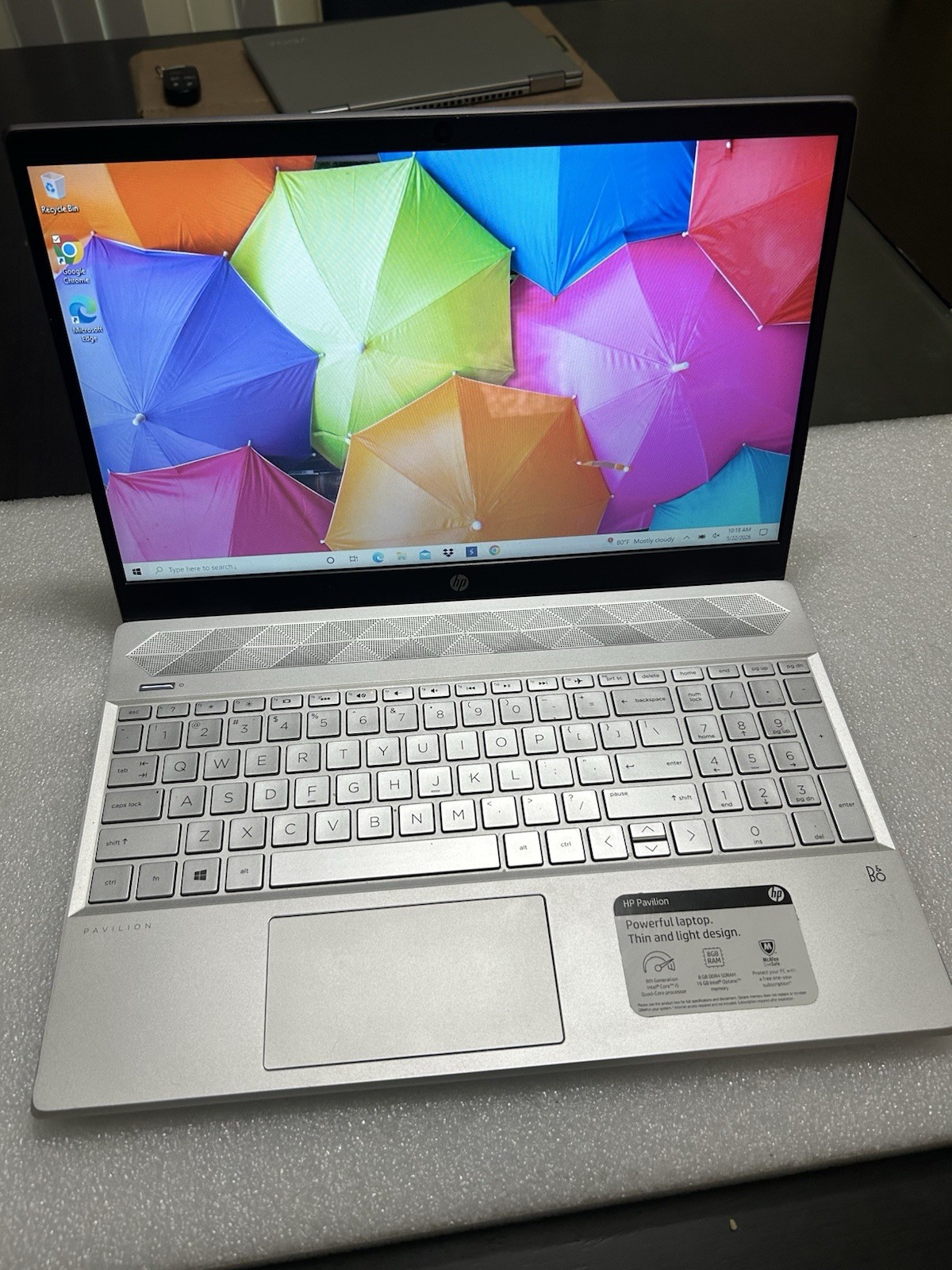 HP PAVILION 15-CS1063CL | CORE i5-8265U | 1 TB | 8GB | W/ POWER ADAPTER