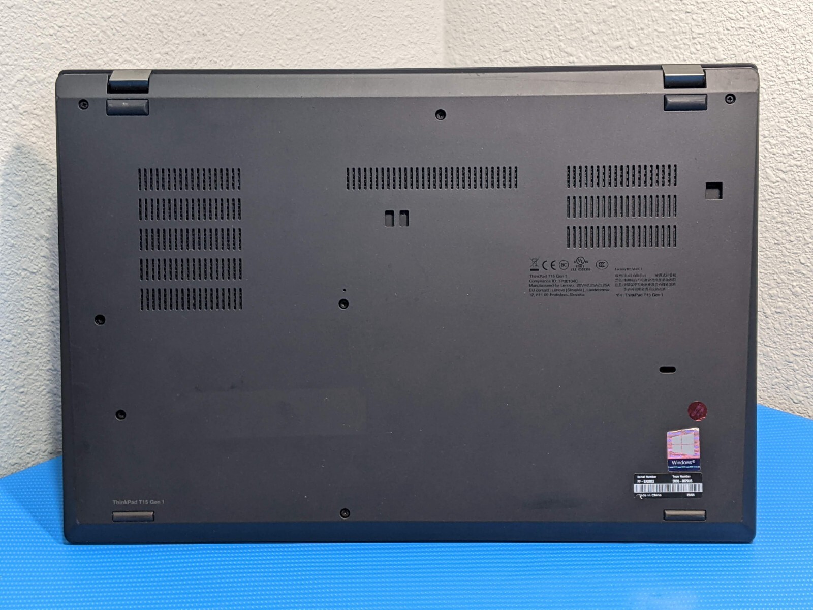 Lenovo ThinkPad T15 Gen1 15.6″FHD core i5-10210U 1.6GHZ 8GB 256GB Win11Pro +PwAd