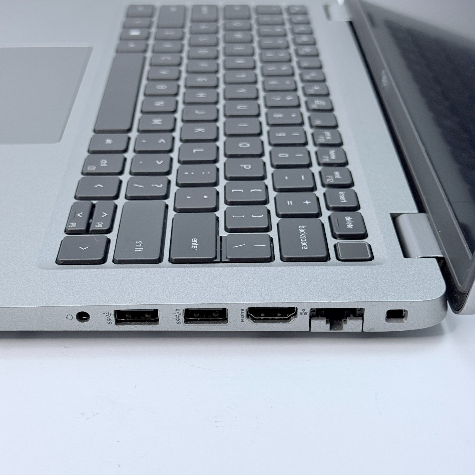 Dell Latitude 5430 14″ i7 1.8GHz 16GB RAM 256GB SSD W11 | Silver | VERY GOOD |