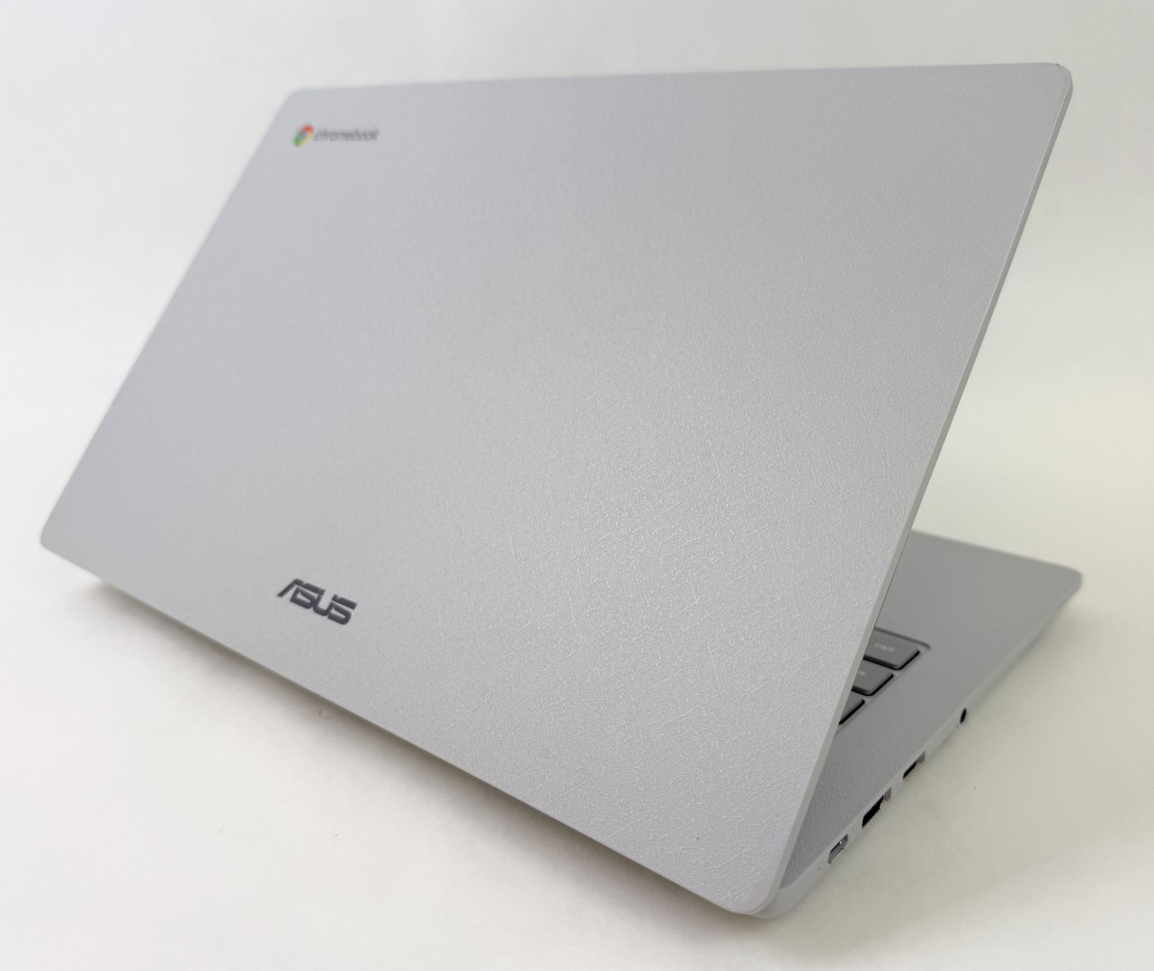ASUS CX14 14″ FHD Touch Celeron N4500 8GB 128GB eMMC Chromebook CX1405CKA-IS88FT