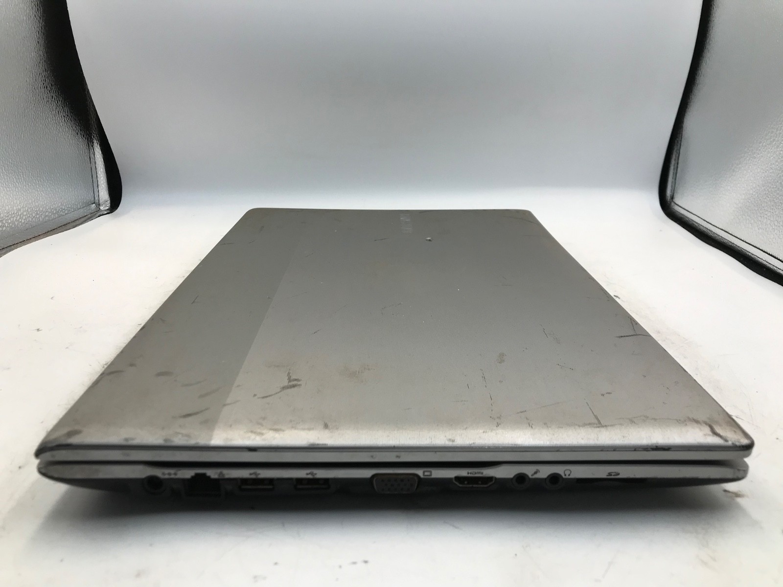 LOT OF 2 Samsung RV511 Intel Core i3-380M 15.6″ -BAD DISPLAYS- MZ