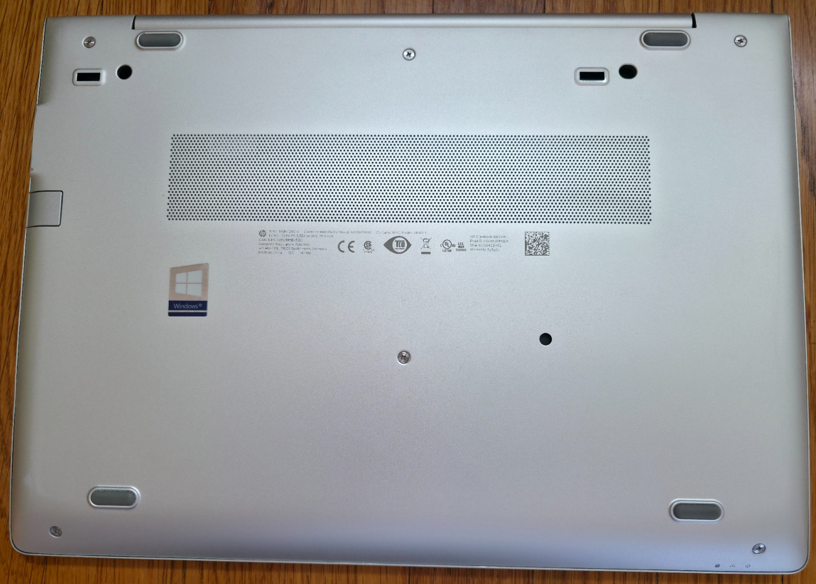 HP EliteBook 840 G6 14″ (256GB SSD, Intel i5-8365U, 1.6-4.1GHz, 16GB RAM) Laptop