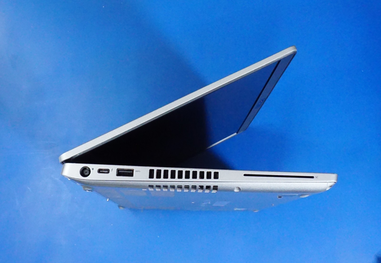 Dell Latitude 5411 14″ Intel Core i5-10400H @2.60GHz 16GB RAM (No SSD/Battery)