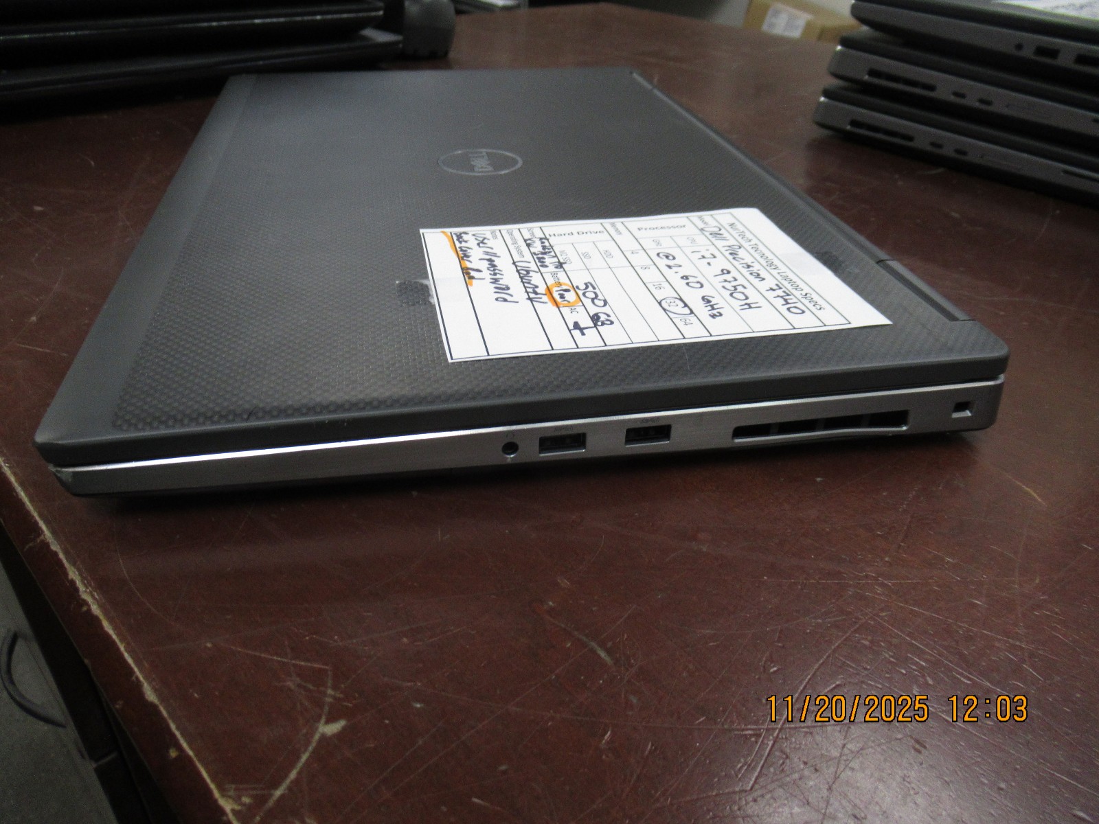 Dell Precision 7740 17.3″ 2.60GHz i7-9750H 32GB 500GB M2SSD WX 3200 Laptop w/ AC