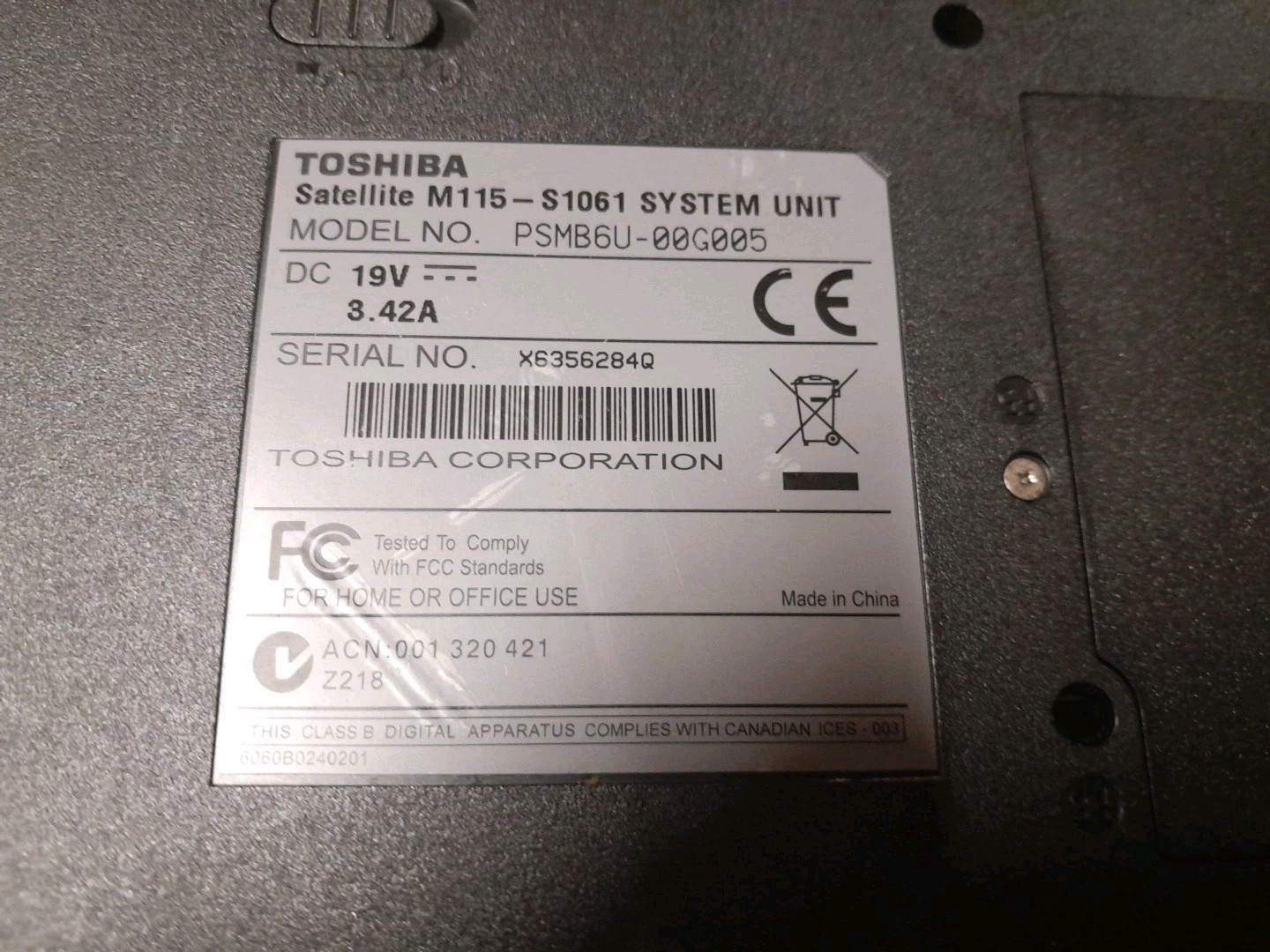 Lot of 2/ Toshiba Satellite M115-S1061 15.6″ and L755-S5355 Laptops – PARTS ONLY