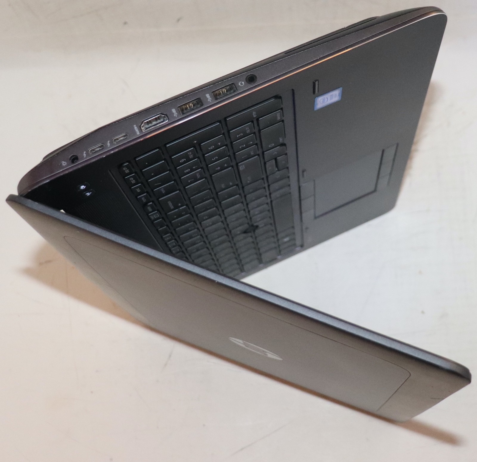 HP ZBOOK 15 G4|Intel Zeon@3.00GHz|32GB RAM|512 SSD|WIN11| Webcam|Nvidia