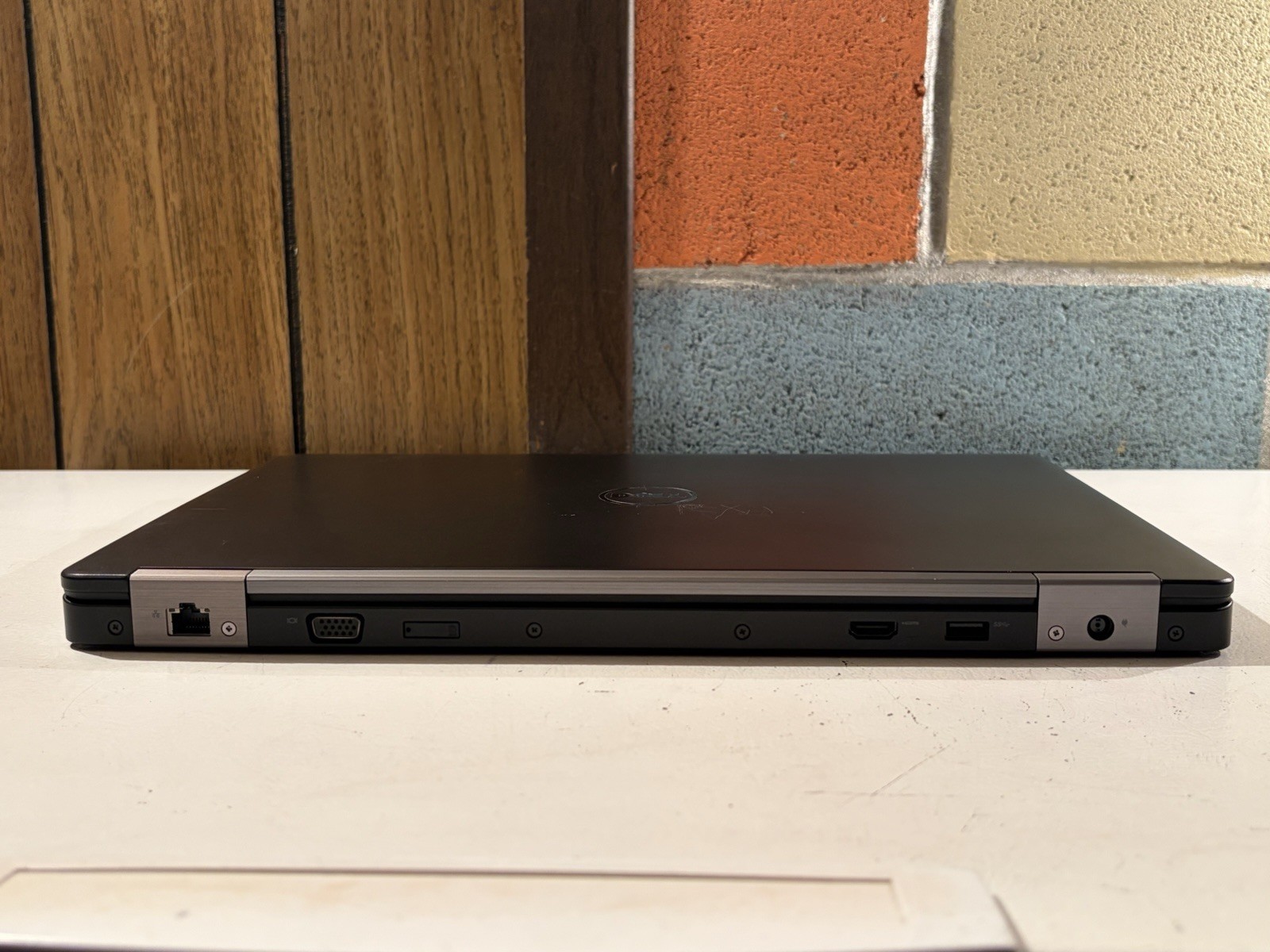 DELL LATITUDE E5570 FHD 15.6” INTEL i5-6300U 8GB RAM 250GB SSD WINDOWS 11 PRO