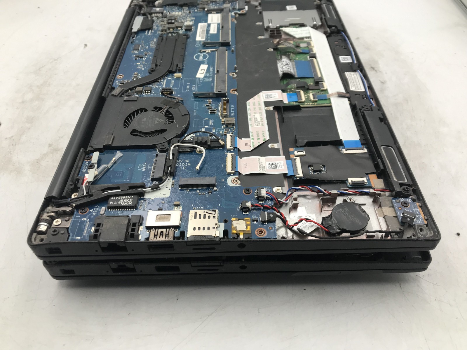 DELL LATITUDE 7490 – LOT OF 2 – FOR PARTS/REPAIR – INTEL I5 8TH GEN – NO RAM -BB