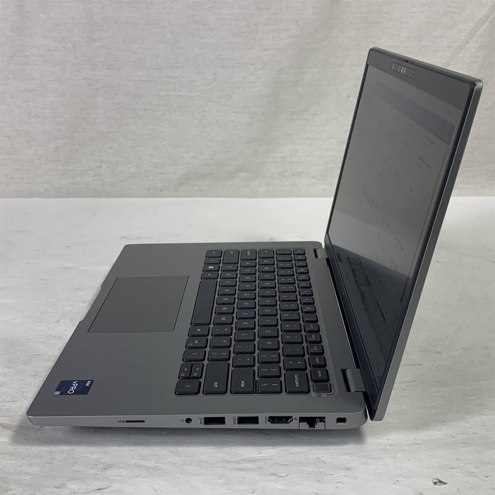 Dell Latitude 5430 14.0″ Laptop i7-1265U 3.6GHz 16GB 512GB NVMe SSD – NO OS
