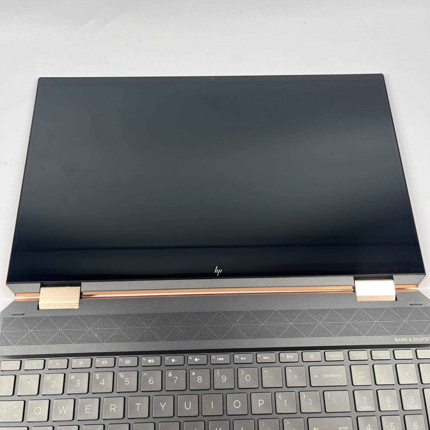 Broken HP Spectre x360 16GB RAM 512GB SSD Stuttering and Faded Screen