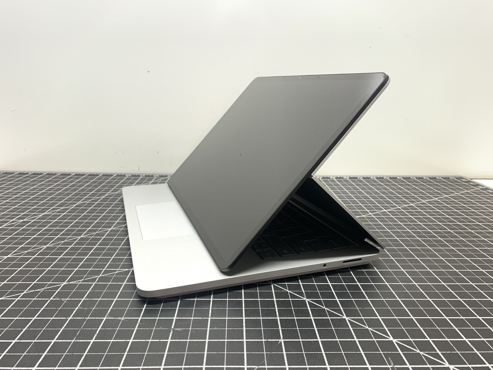 Microsoft Surface Studio 1964 Core i7 11th Gen | 512GB SSD, Windows 11 | #P221