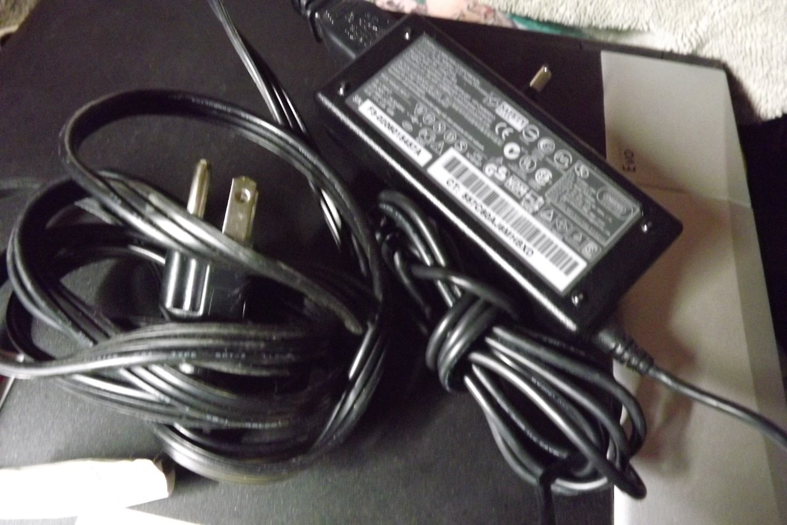 Compaq Evo N600c 15″ Laptop Windows XP + Charger = Original SHIPPING Box