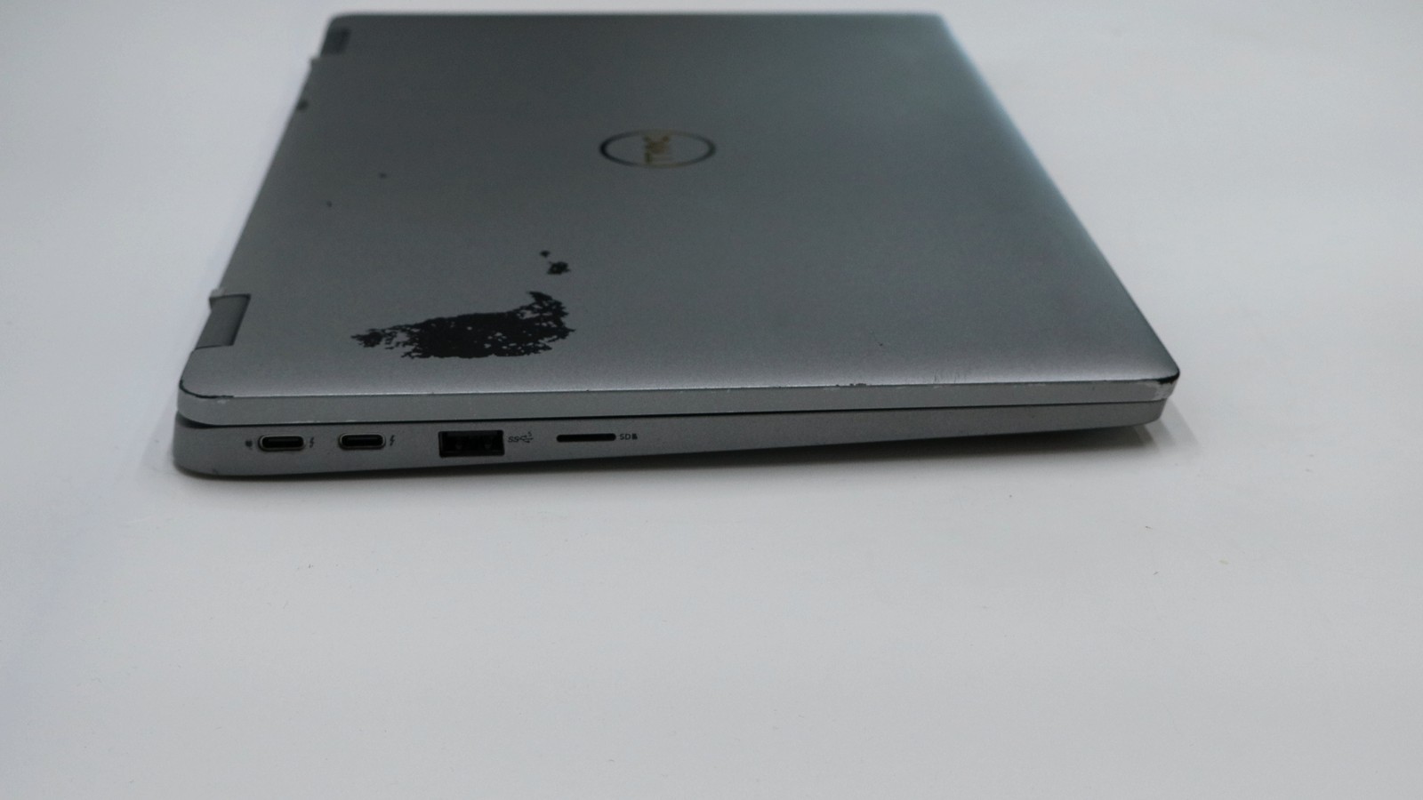 Dell Latitude 5330 13″ i7-1265u 16GB 512GB – Very Good