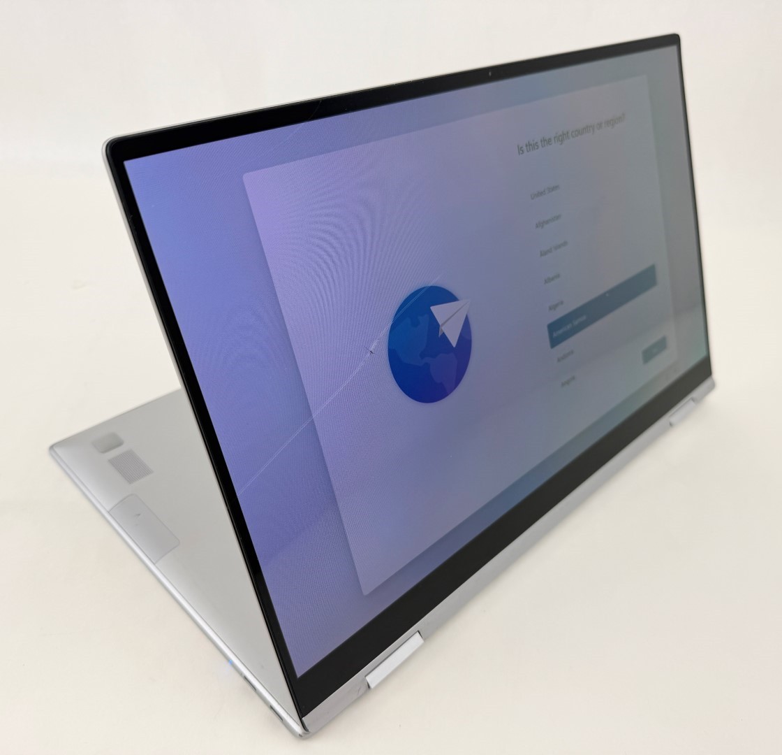 Samsung Galaxy Book2 Pro 360 15.6″ FHD Touch i7-1260P 16GB 1TB W11H 2in1 – READ
