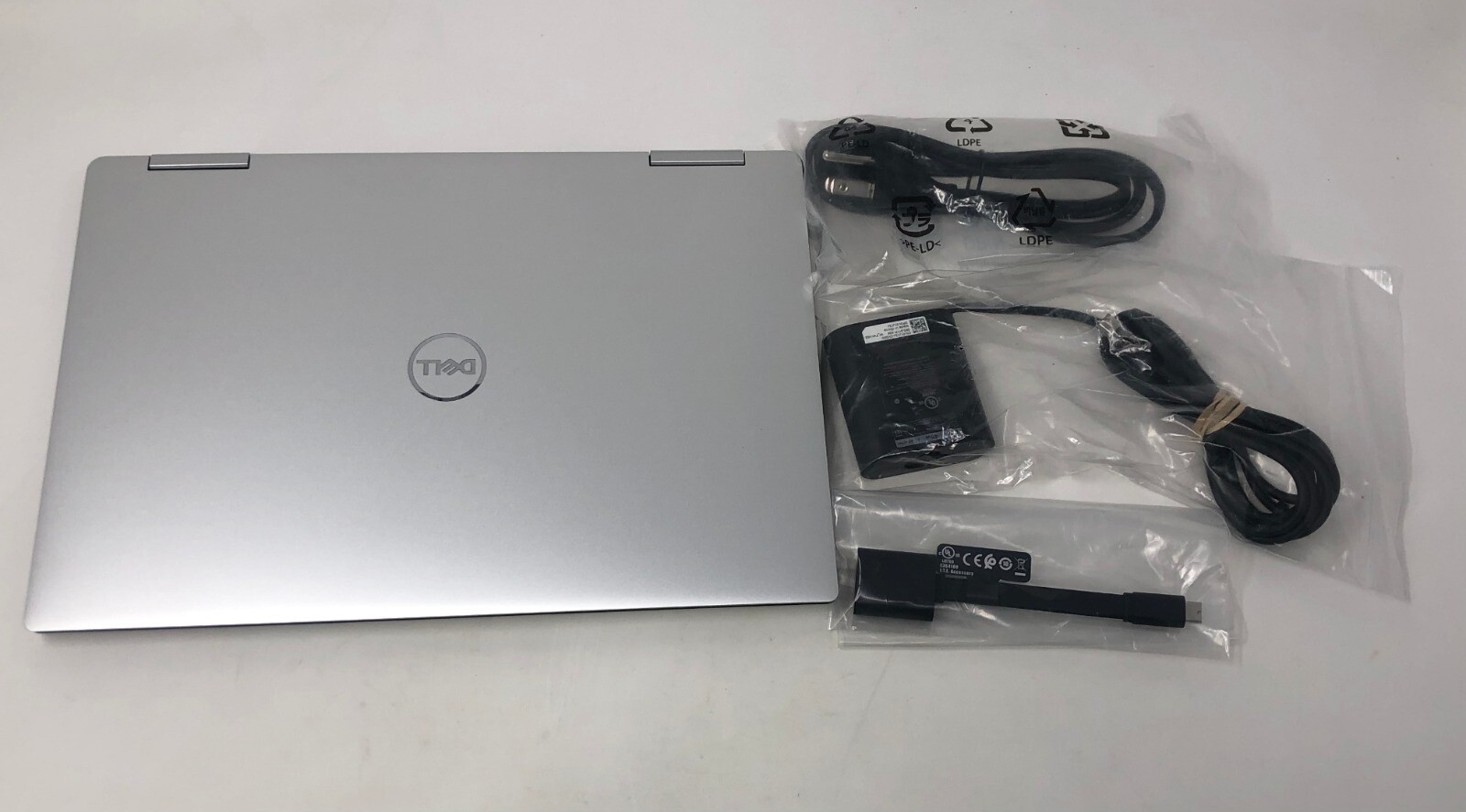 Dell XPS 13 7390 2-IN-1 13″ FHD+ Touch Quad Core i7 10th GEN 256GB SSD 16GB RAM