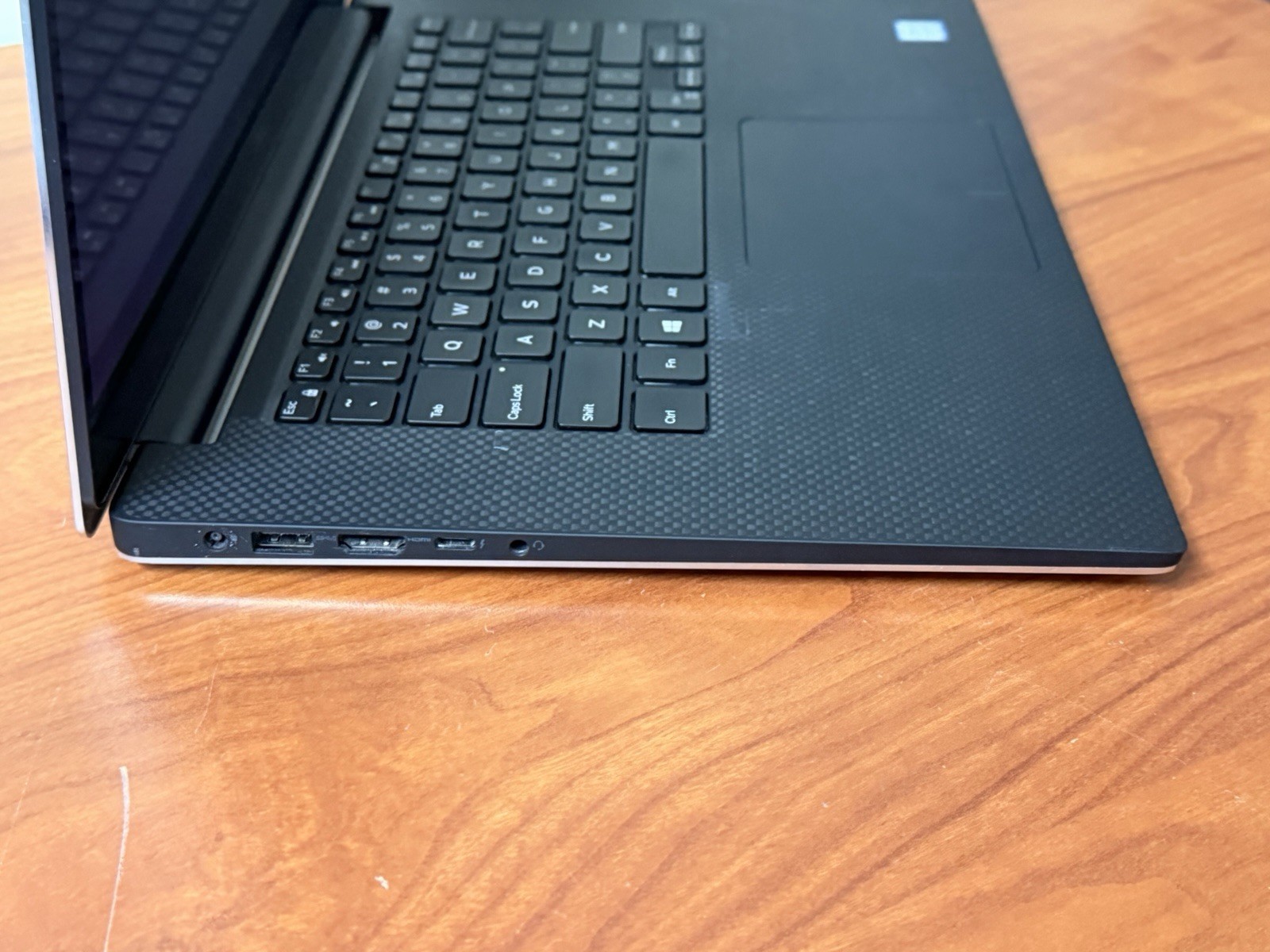 Touchscreen Dell Precision 5540 | 4K UHD | Intel i9 |32GB RAM | Quadro T2000