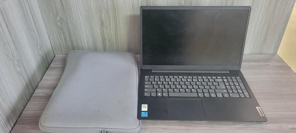 LENOVO V15G2IJL (PSO041887)
