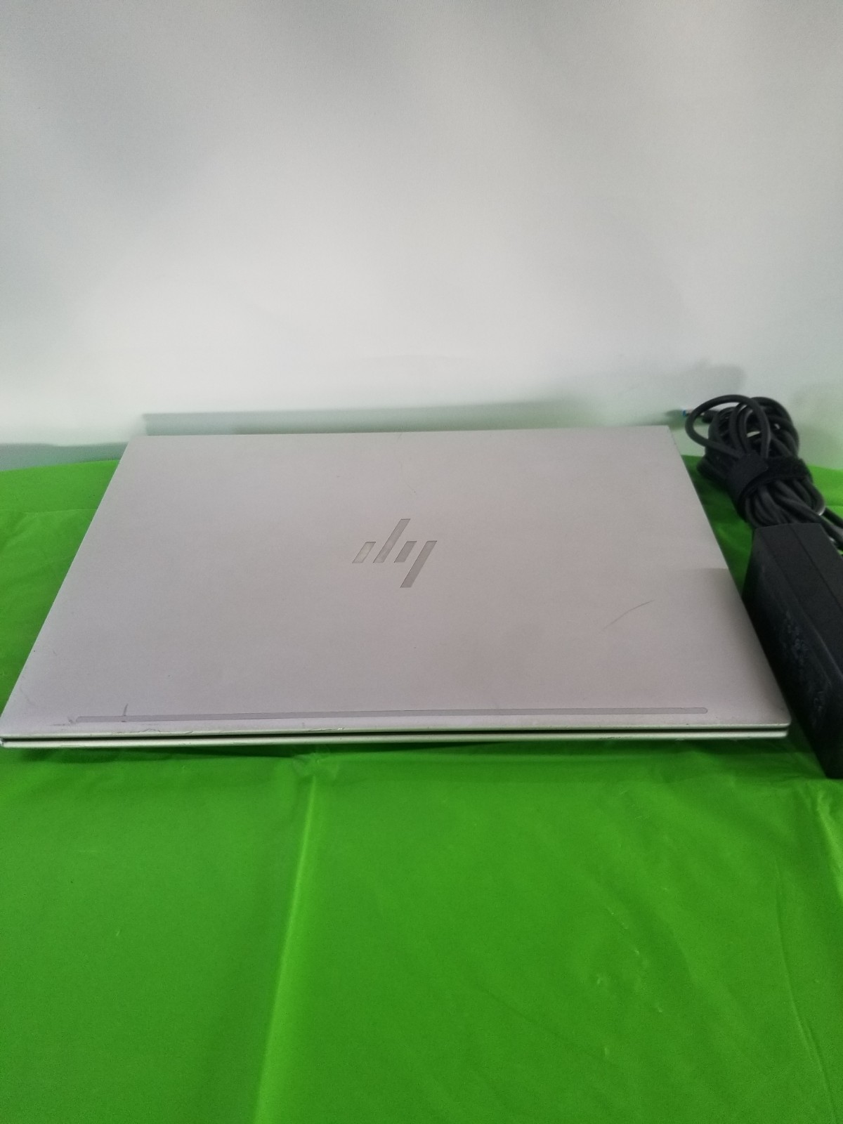 HP EliteBook 840 14 inch G9 Notebook PC intel core i7-1260p,WIN 11 PRO, 16GB,512