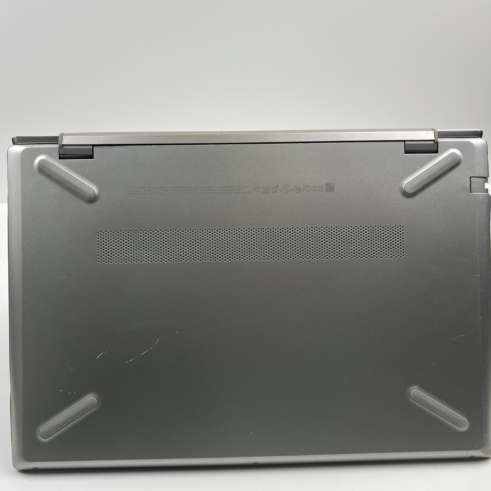 HP Pavilon 15-CS3055WM Intel i5-1035G1 1.0GHz 8GB RAM 128GB SSD Win 11 w/Charger