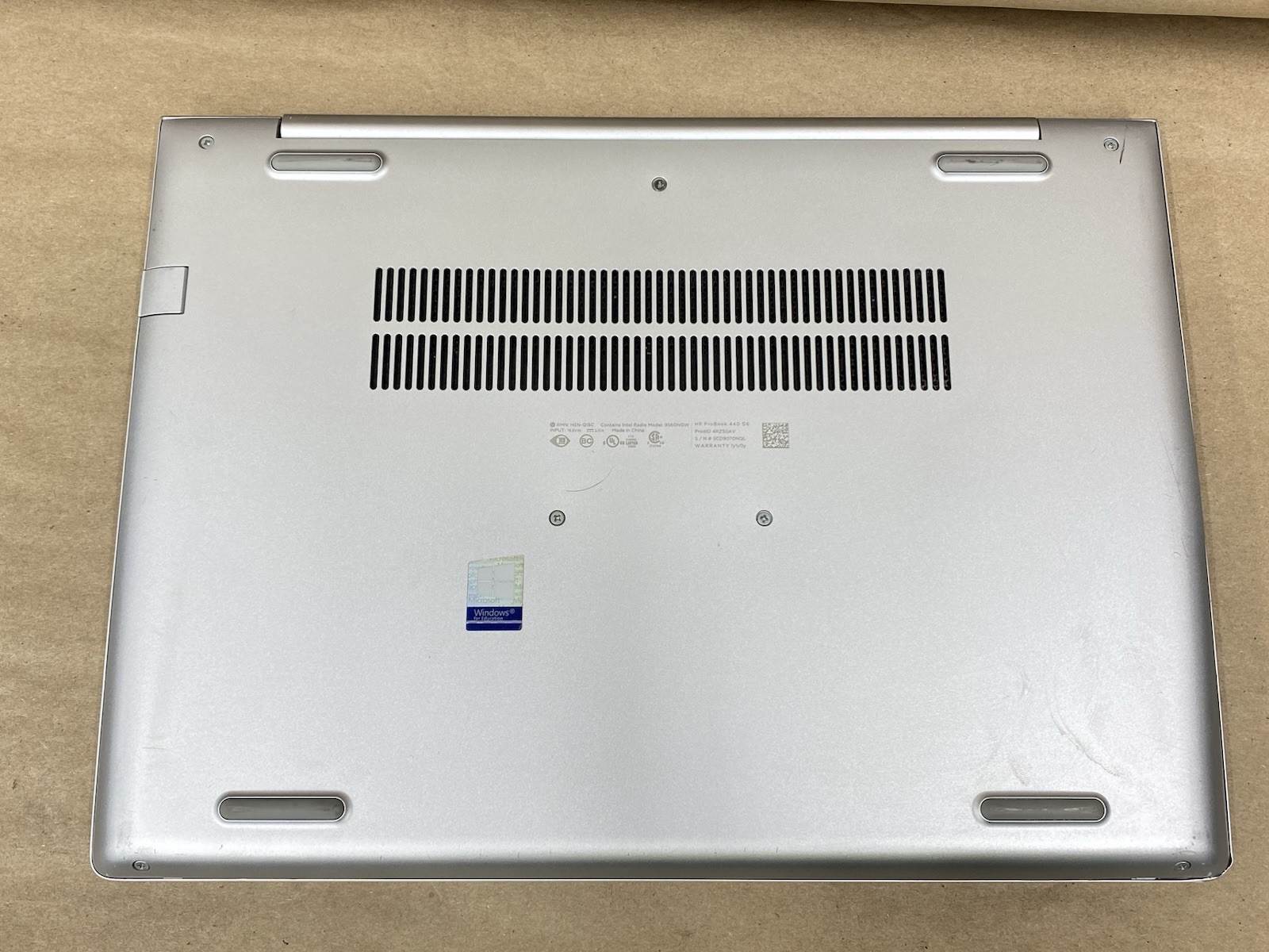 HP 440 G6 – 14″ 1366×768 – i5-8265U – 8GB – 128GB SSD – Win 11 Pro