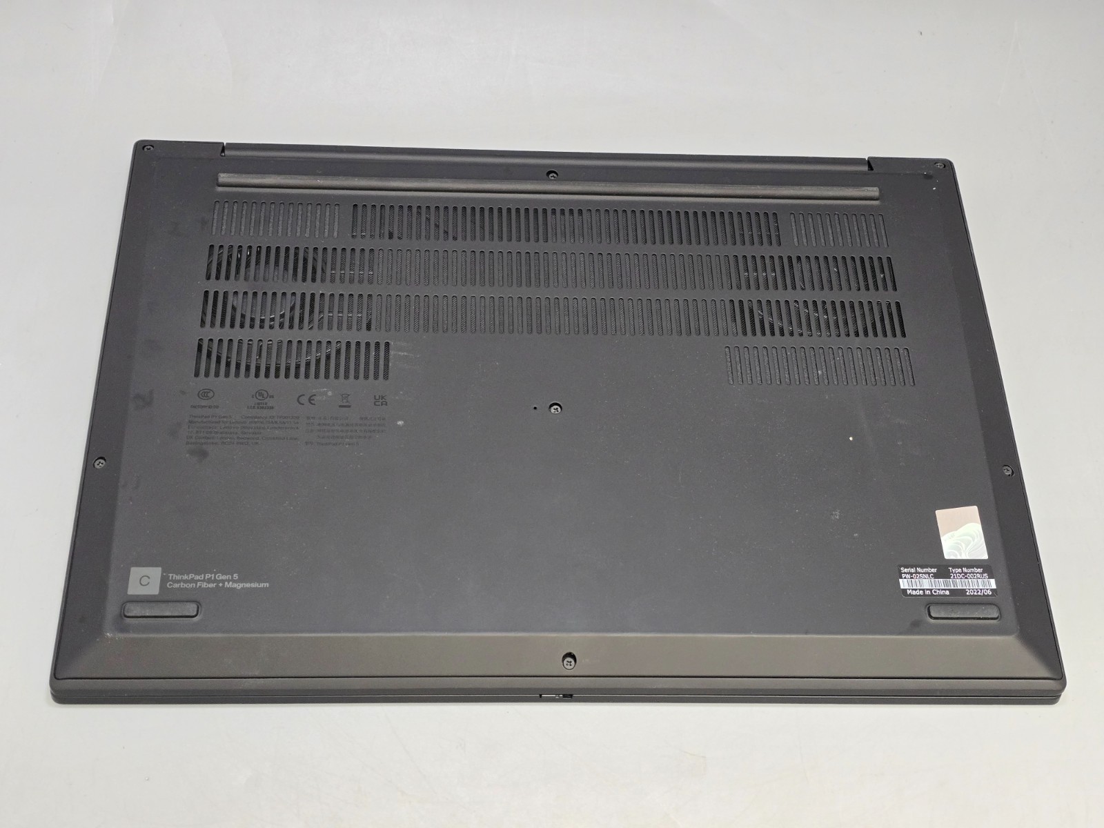 Lenovo ThinkPad P1 Gen 5 Laptop Intel i7-12800H CPU NO RAM NO SSD FOR PARTS READ