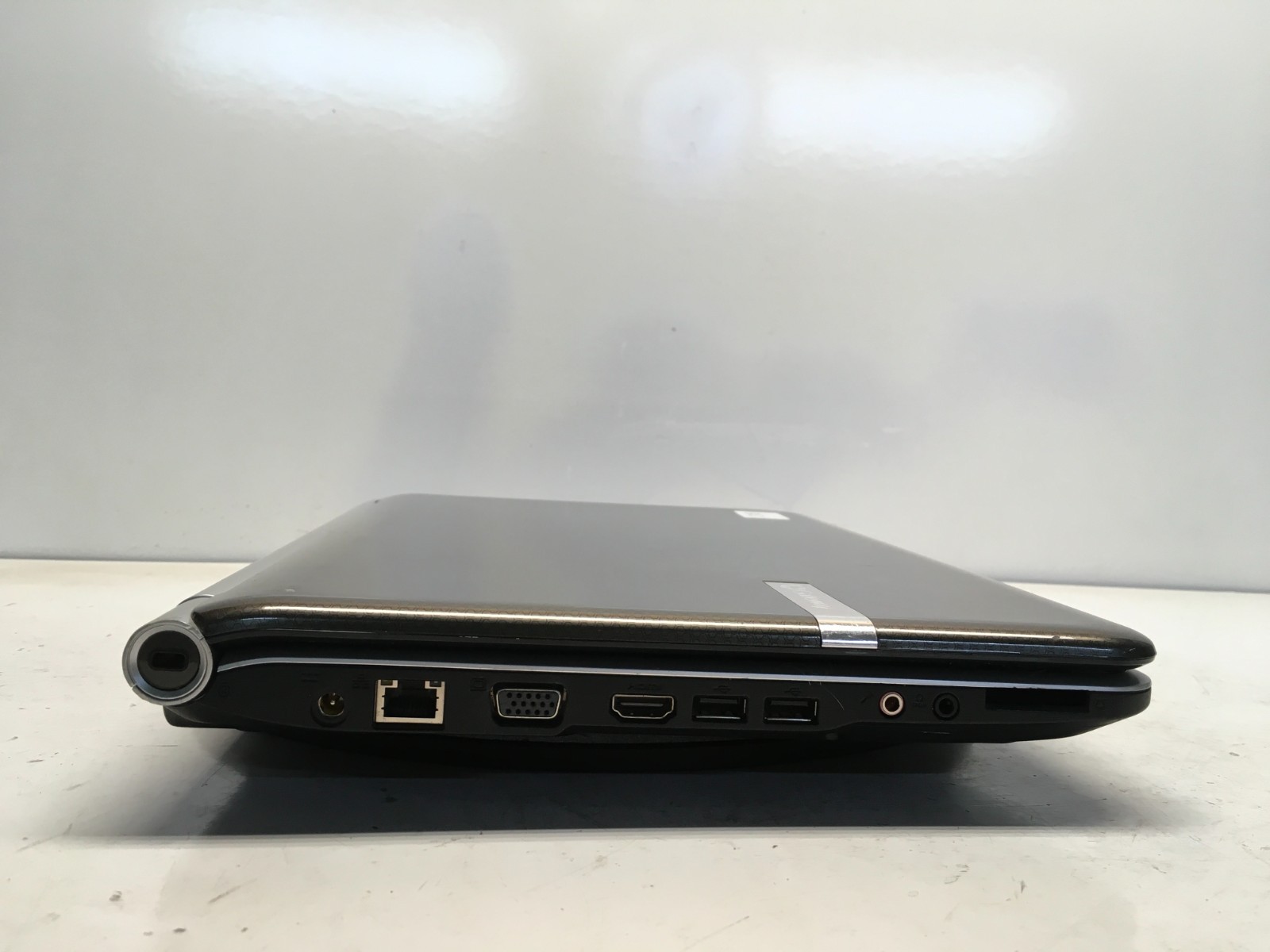Gateway MS2285 AMD Athlon II Dual-Core M300 2GHz 2 GB NO HDD/Battery