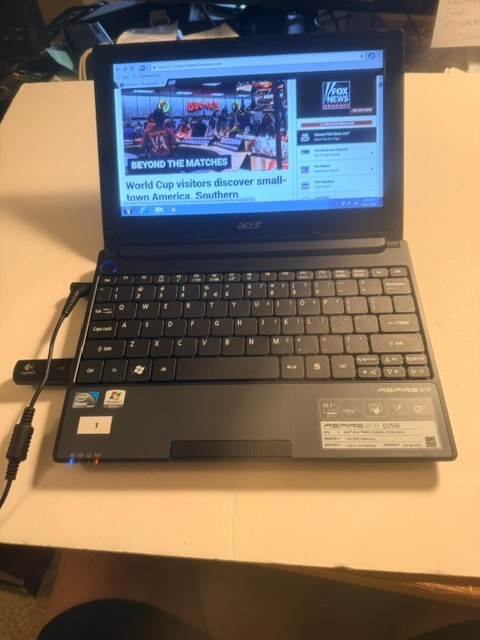 Acer Aspire One D255E Laptop Atom N455 1GB DDR3 160GB HD Battery not working