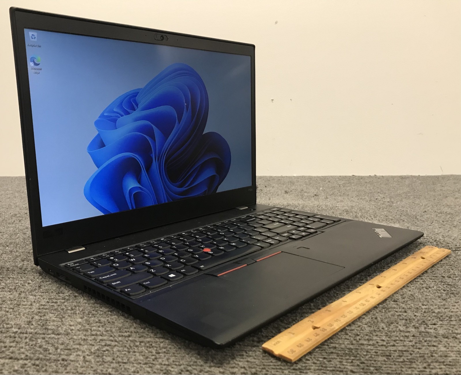 Lenovo ThinkPad P52s 15.6″ Laptop i7-8550U 16GB RAM 1TB NVMe + 128GB NVMe