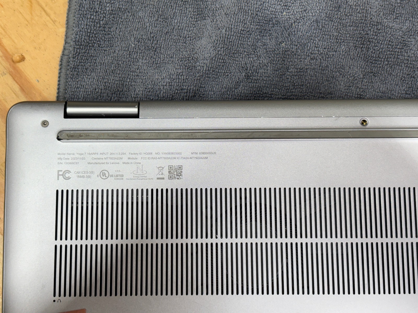 Lenovo Yoga 7 16″ 2-in-1 AMD Ryzen 5 7535U 8GB 512GB SSD Touch Win11