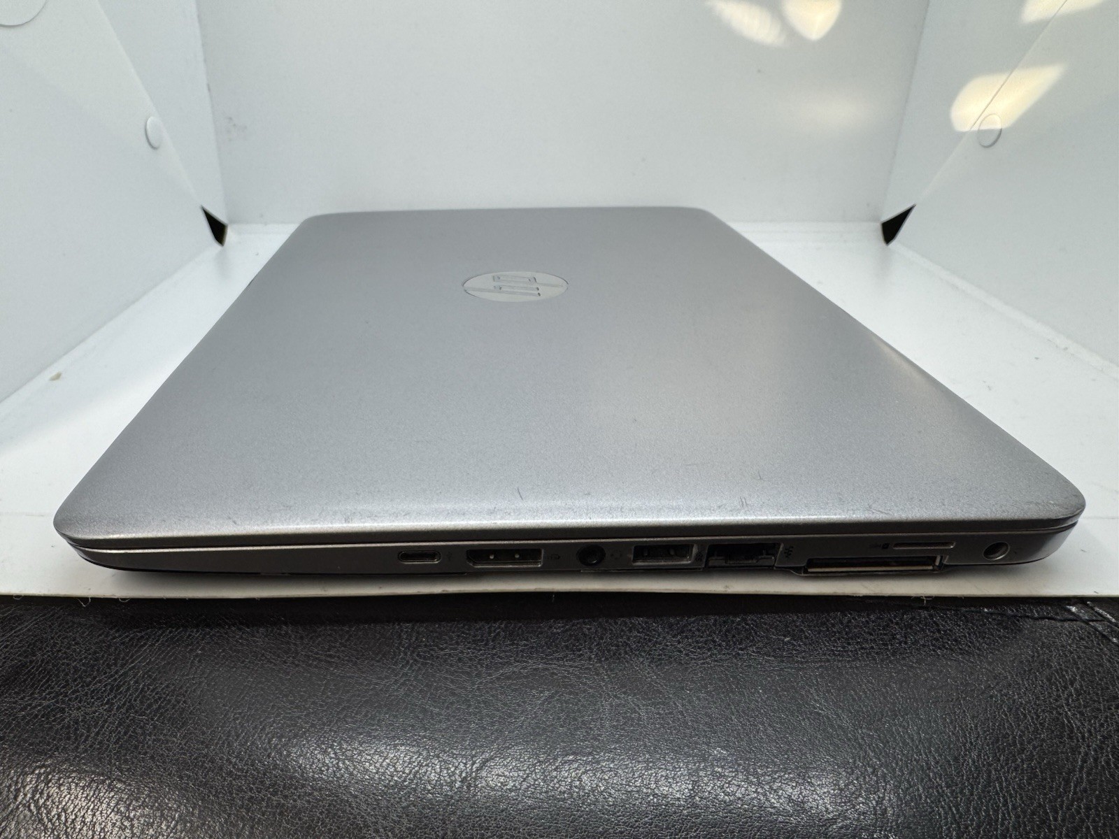 HP Elitebook 840 G3 14” (256GB SSD, Intel Core i7 6th Gen., 2.60 GHz, 8GB)…