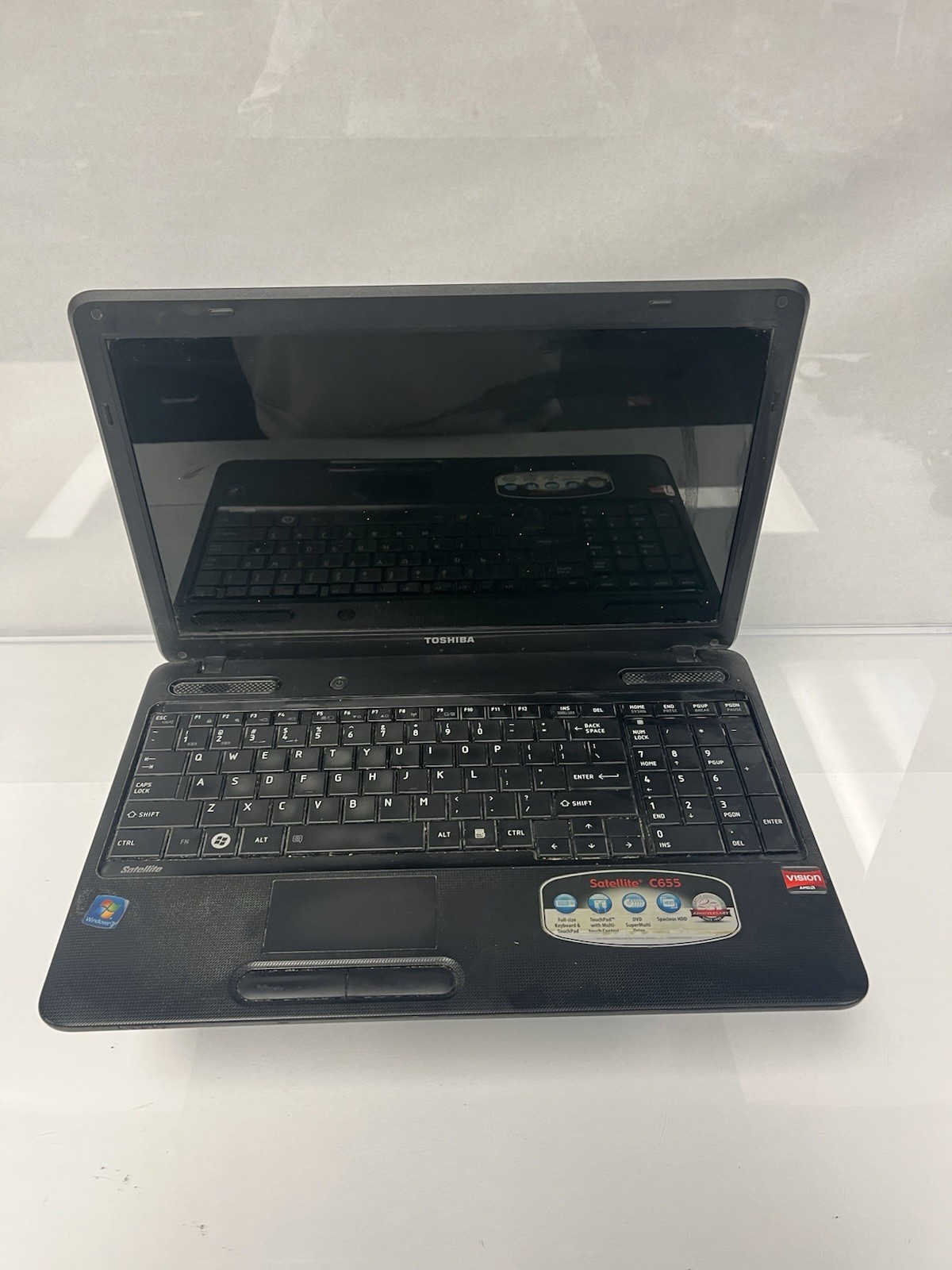 Toshiba C655D-S5088 AMD Athlon II P340 Dual Core 2.20GHz 4GB RAM 500GB HDD