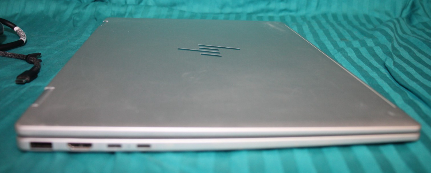 HP ENVY x360 2-in-1 16-ac0023dx 16” Touch Laptop Ultra 7 155U 16GB DDR5 1TB SSD