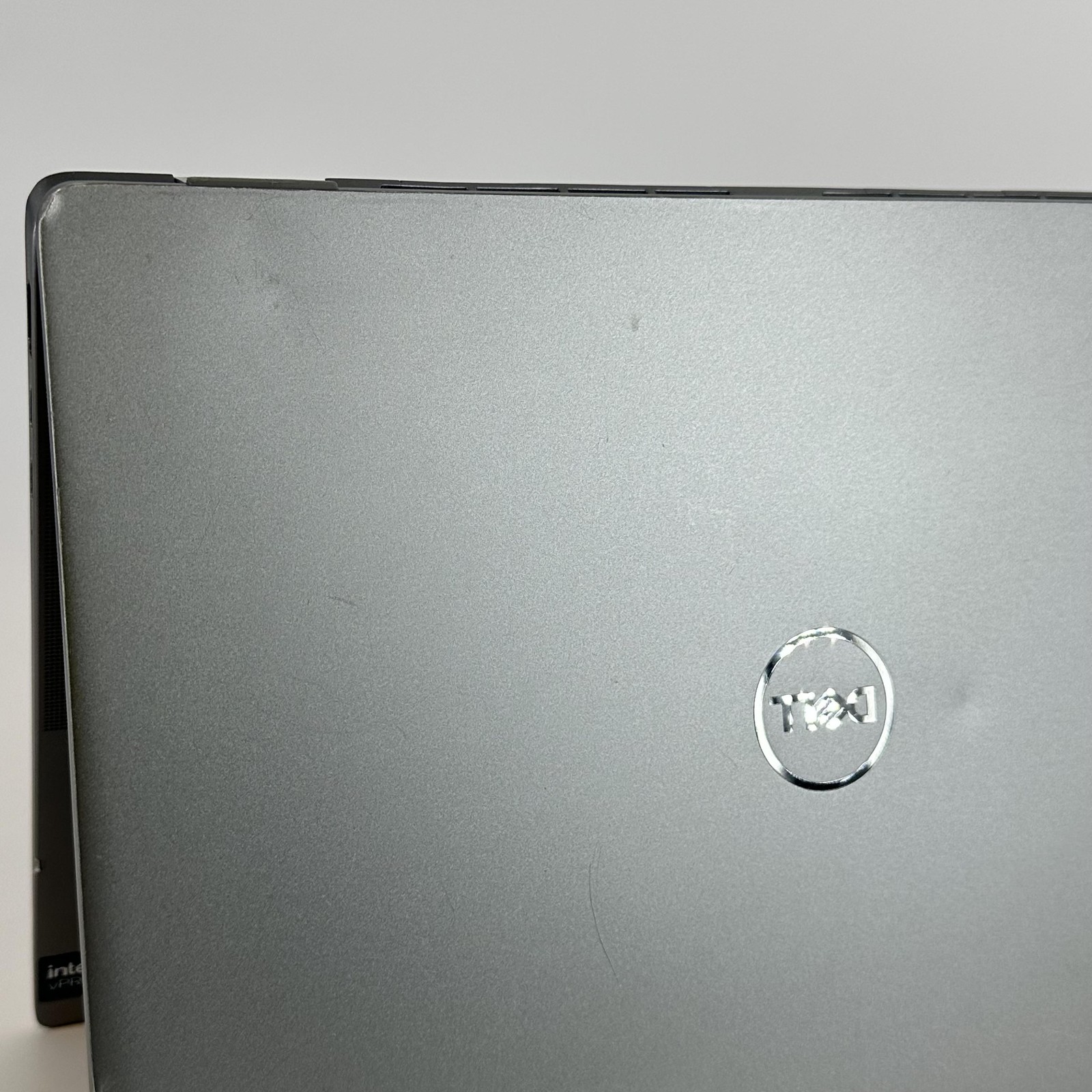 Dell Latitude 7450 14 Gray QHD+ TOUCH 3.8 GHz Ultra 7 165H 32GB 256GB SSD Fair