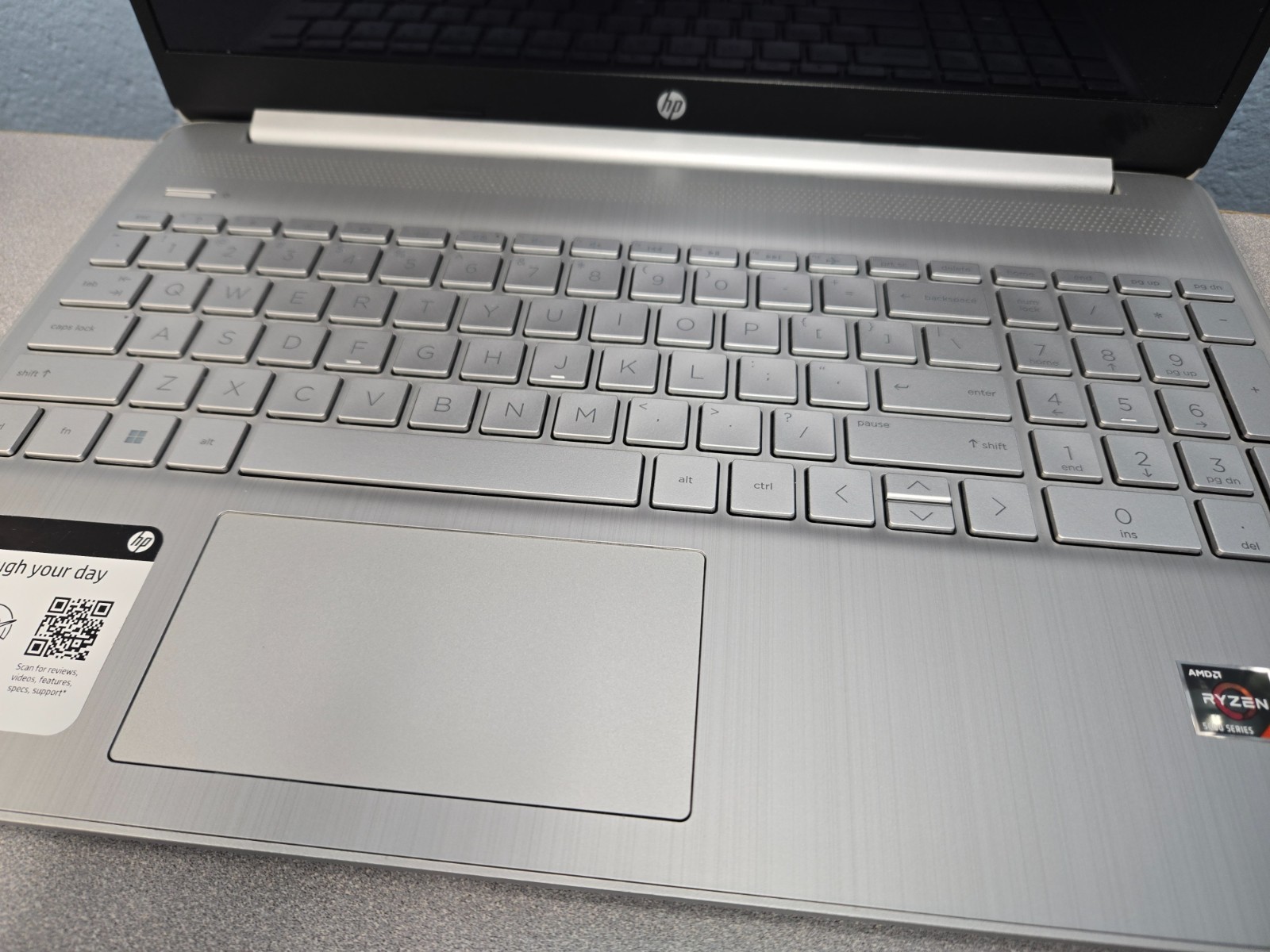 HP 15″ Touchscreen Laptop 15-EF3184NR AMD Ryzen 5 5625U 15.4″