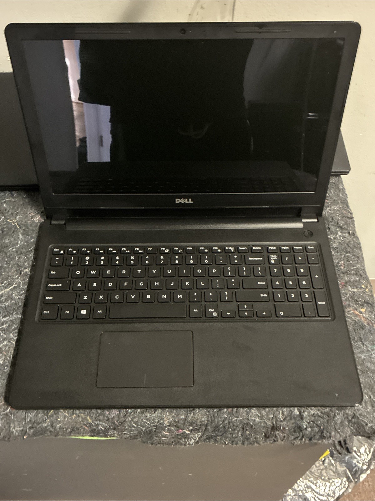 Lot of 6 Dell Inspiron 15.6″ Laptops Intel i5 4GB RAM No HDD CD/DVD Boot to Bios